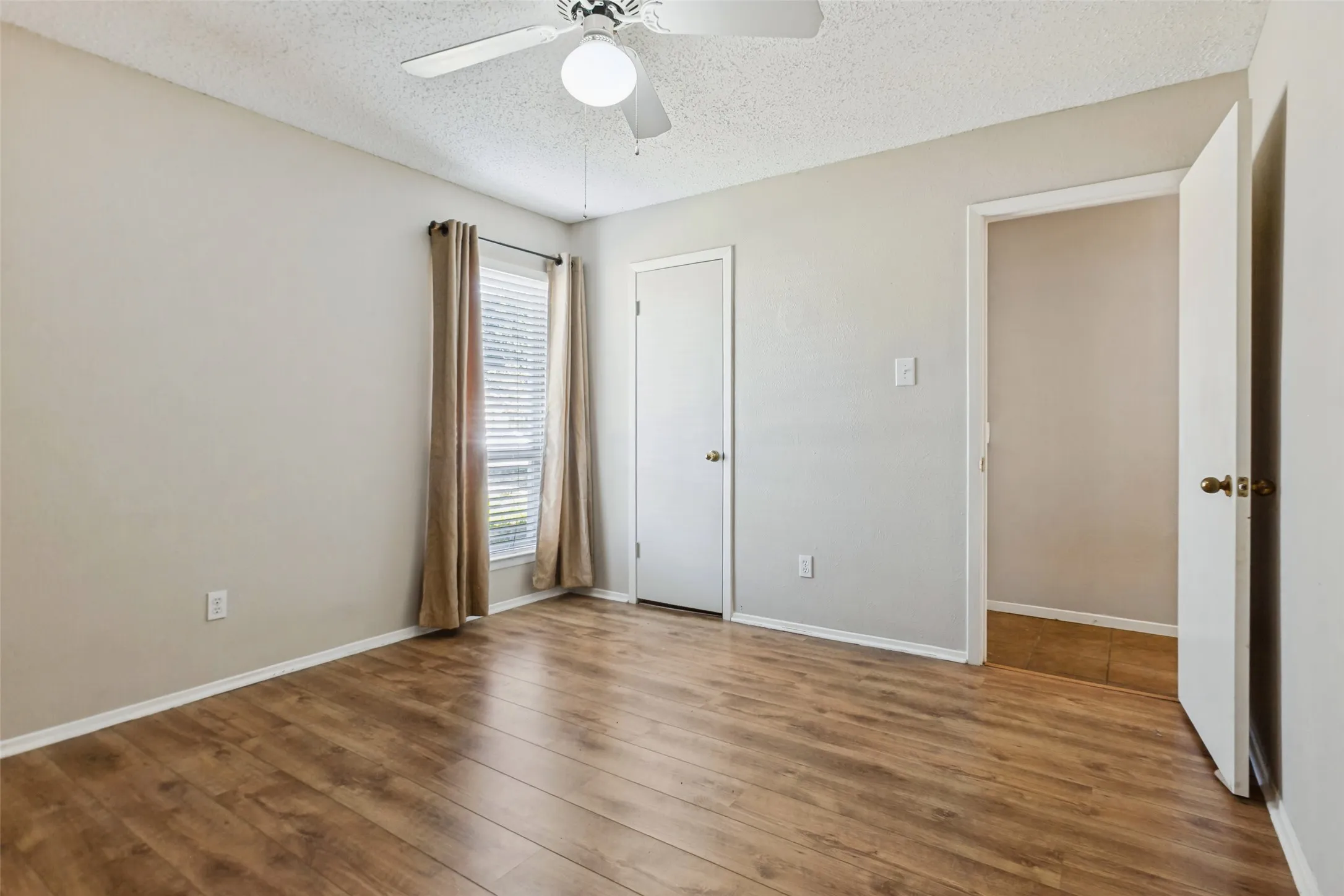 Single Family Residence For Rent in Dallas County , 1902 Richland Drive, Richardson, Texas 75081, 3 Bedroom, 2 Bathroom, 2 Garage spaces, 1,769 Sqft, built in 1973, mls#21406854, Real Estate Agent in Richardson, Homes For Rent in Dallas county, Homes For Rent in Richardson, Realtor in Richardson Texas, Real Estate Brokerage Independent Realty Texas, Luminita Cordes Realtor