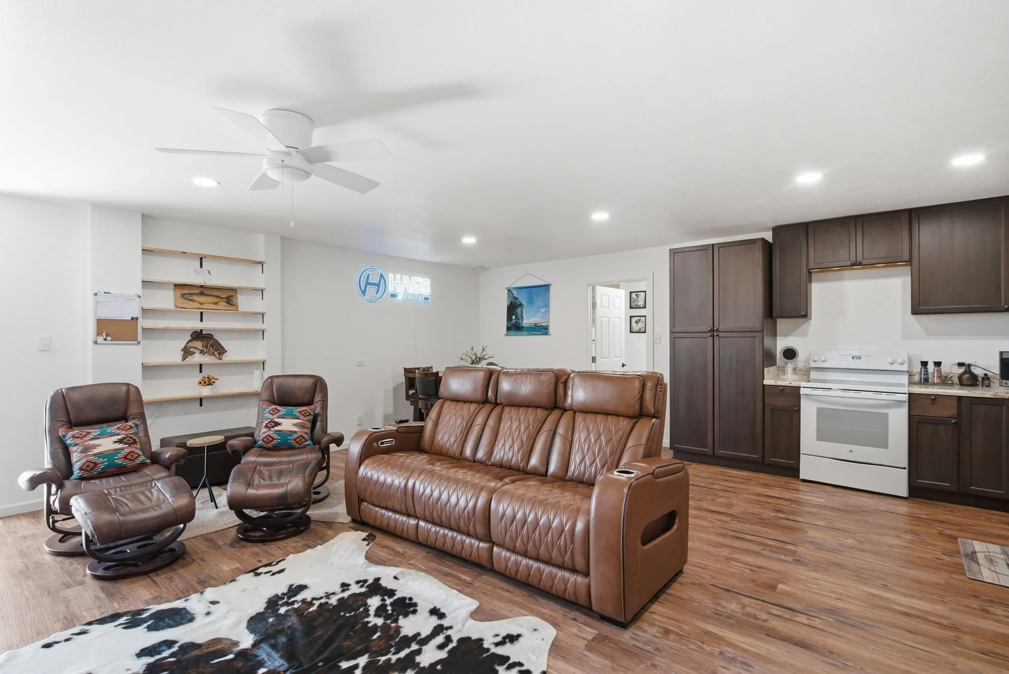 Single Family Residence For Sale in Comanche County , 1926 County Road 333, Dublin, Texas 76446, 2 Bedroom, 1 Bathroom, Garage spaces, 1,100 Sqft, built in 2019, mls#21405814, Real Estate Agent in Dublin, Homes For Sale in Comanche county, Homes For Sale in Dublin, Realtor in Dublin Texas, Real Estate Brokerage Independent Realty Texas, Luminita Cordes Realtor