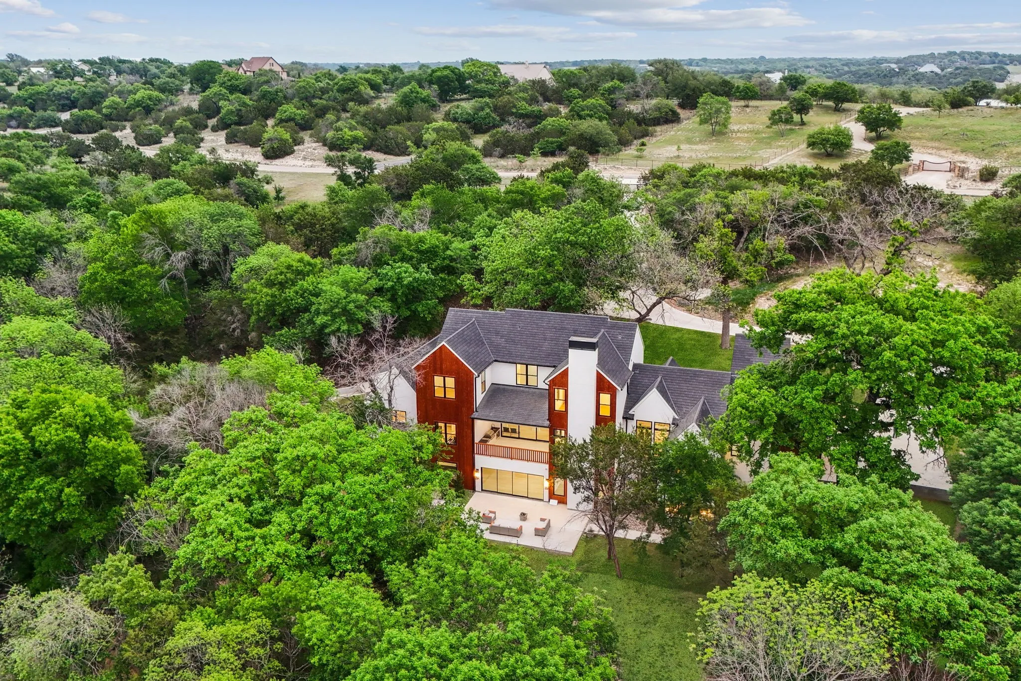 Single Family Residence For Sale in Parker County , 700 Cactus Rio Drive, Weatherford, Texas 76087, 5 Bedroom, 5 Bathroom, 3 Garage spaces, 7,019 Sqft, built in 2023, mls#21407962, Real Estate Agent in Weatherford, Homes For Sale in Parker county, Homes For Sale in Weatherford, Realtor in Weatherford Texas, Real Estate Brokerage Independent Realty Texas, Luminita Cordes Realtor