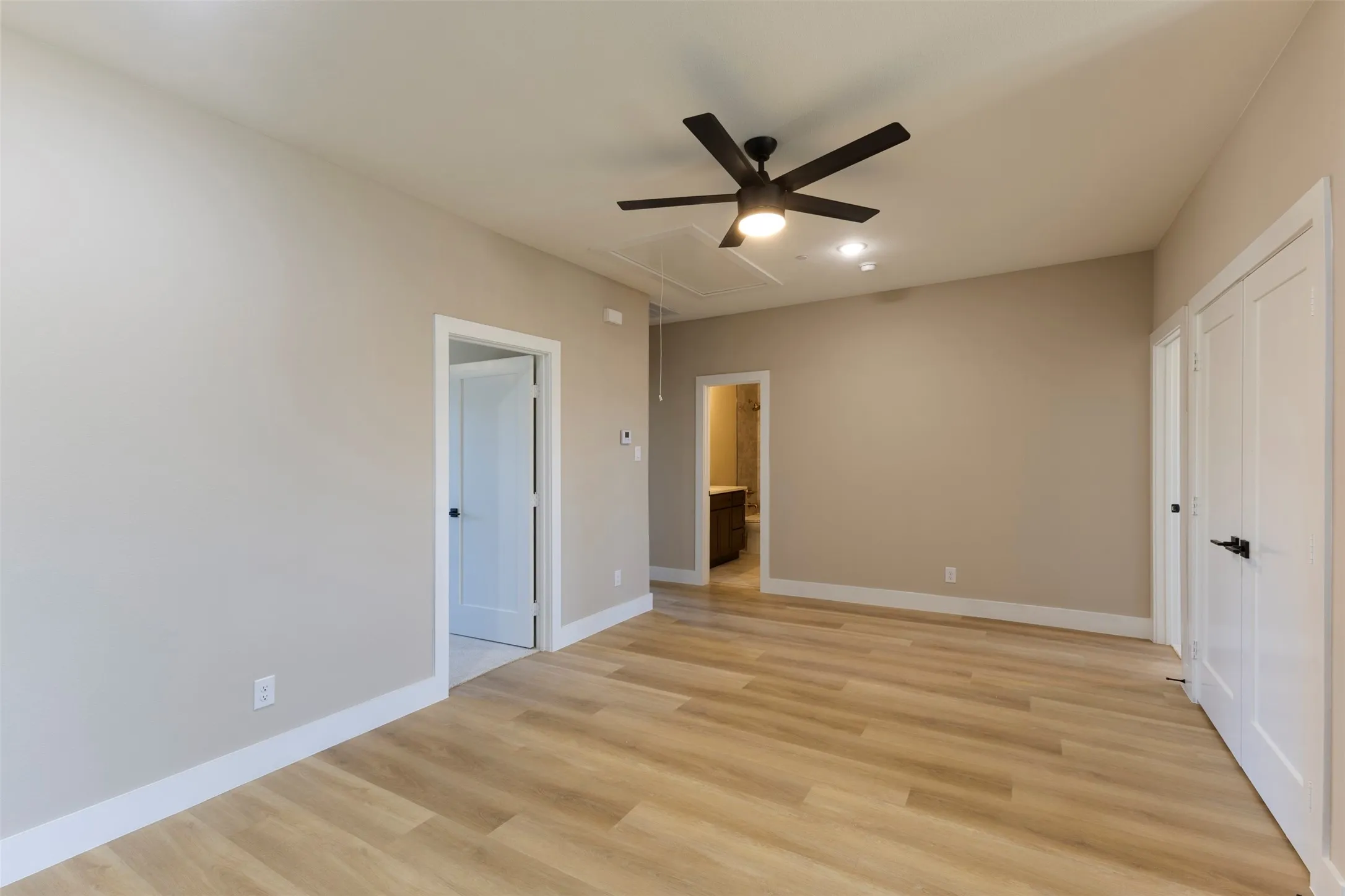 Townhouse For Rent in Dallas County , 2382 Usman Drive, Irving, Texas 75062, 3 Bedroom, 3 Bathroom, 2 Garage spaces, 2,092 Sqft, built in 2024, mls#21408085, Real Estate Agent in Irving, Homes For Rent in Dallas county, Homes For Rent in Irving, Realtor in Irving Texas, Real Estate Brokerage Independent Realty Texas, Luminita Cordes Realtor