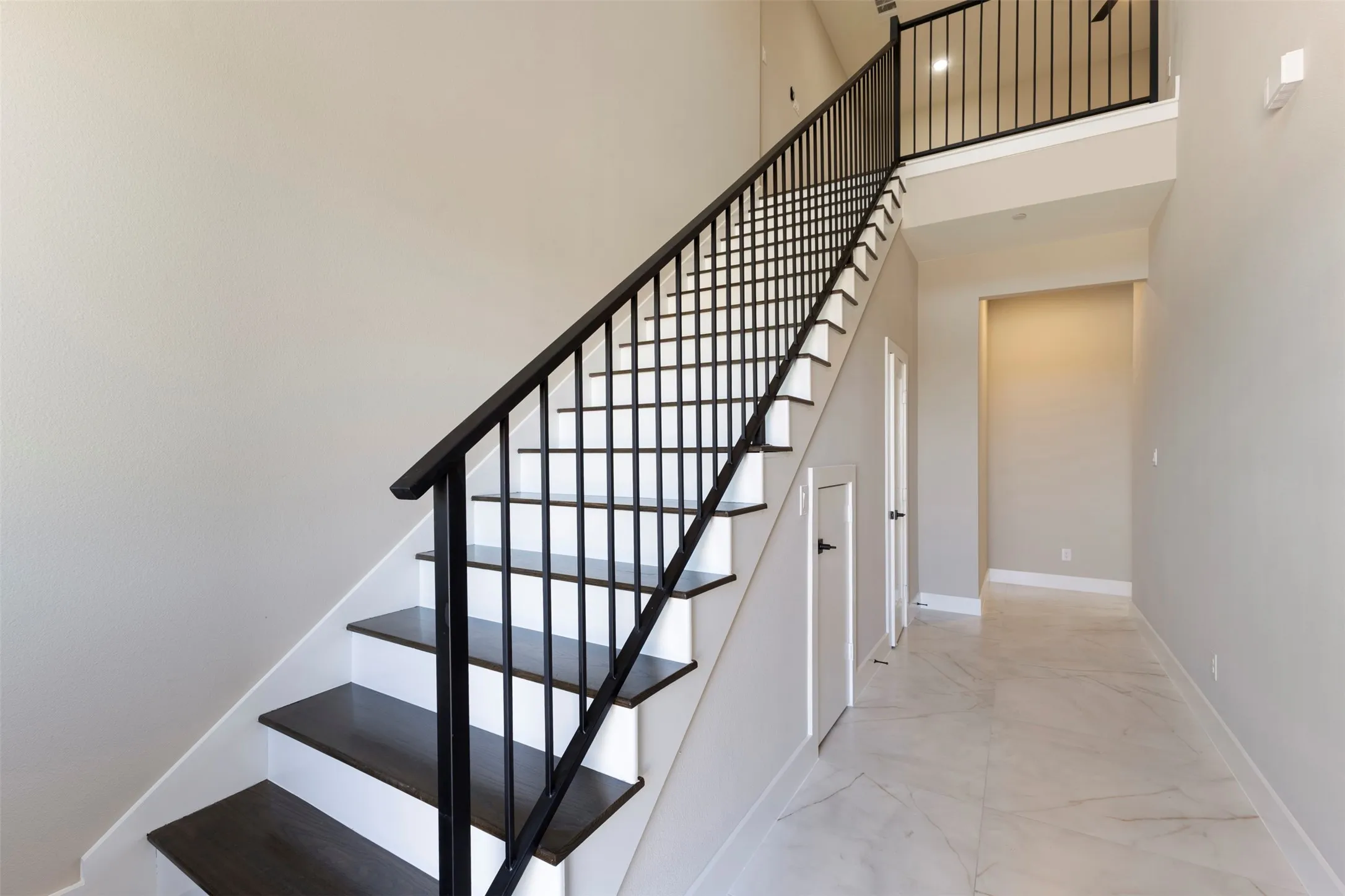Townhouse For Rent in Dallas County , 2382 Usman Drive, Irving, Texas 75062, 3 Bedroom, 3 Bathroom, 2 Garage spaces, 2,092 Sqft, built in 2024, mls#21408085, Real Estate Agent in Irving, Homes For Rent in Dallas county, Homes For Rent in Irving, Realtor in Irving Texas, Real Estate Brokerage Independent Realty Texas, Luminita Cordes Realtor