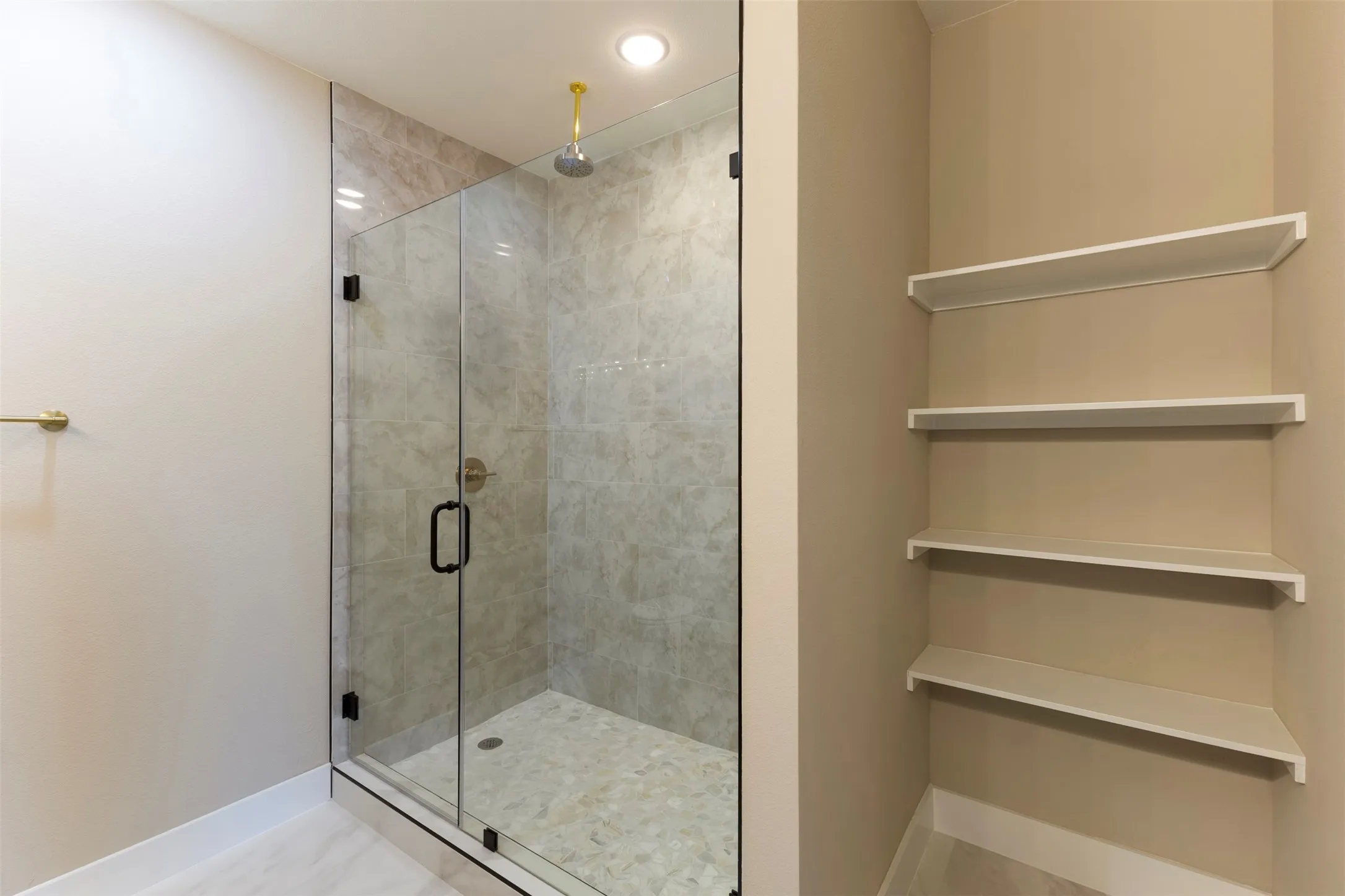 Townhouse For Rent in Dallas County , 2382 Usman Drive, Irving, Texas 75062, 3 Bedroom, 3 Bathroom, 2 Garage spaces, 2,092 Sqft, built in 2024, mls#21408085, Real Estate Agent in Irving, Homes For Rent in Dallas county, Homes For Rent in Irving, Realtor in Irving Texas, Real Estate Brokerage Independent Realty Texas, Luminita Cordes Realtor