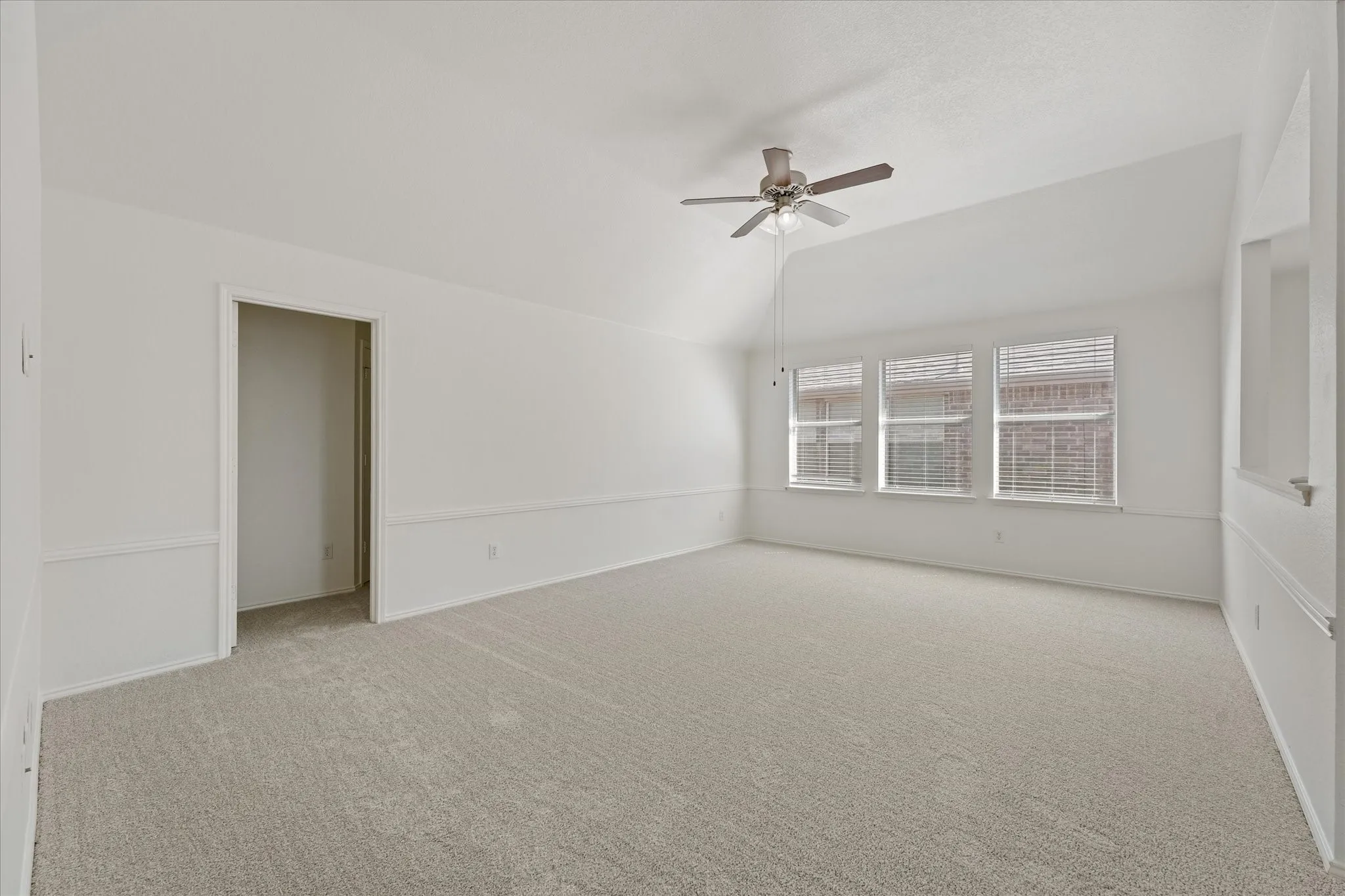 Single Family Residence For Sale in Dallas County , 3609 Redstart Drive, Mesquite, Texas 75181, 4 Bedroom, 3 Bathroom, 2 Garage spaces, 3,087 Sqft, built in 2005, mls#21406640, Real Estate Agent in Mesquite, Homes For Sale in Dallas county, Homes For Sale in Mesquite, Realtor in Mesquite Texas, Real Estate Brokerage Independent Realty Texas, Luminita Cordes Realtor