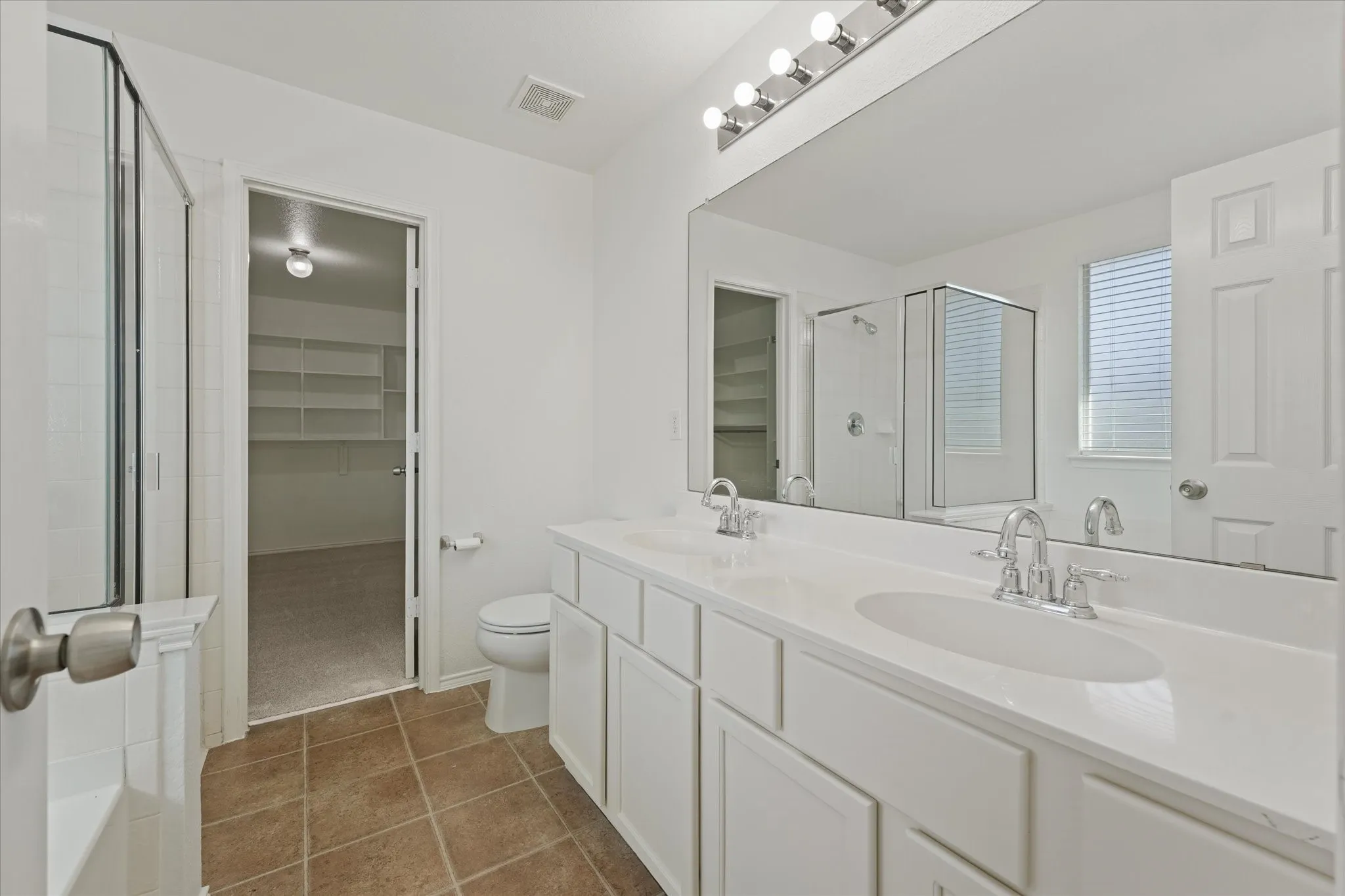 Single Family Residence For Sale in Dallas County , 3609 Redstart Drive, Mesquite, Texas 75181, 4 Bedroom, 3 Bathroom, 2 Garage spaces, 3,087 Sqft, built in 2005, mls#21406640, Real Estate Agent in Mesquite, Homes For Sale in Dallas county, Homes For Sale in Mesquite, Realtor in Mesquite Texas, Real Estate Brokerage Independent Realty Texas, Luminita Cordes Realtor
