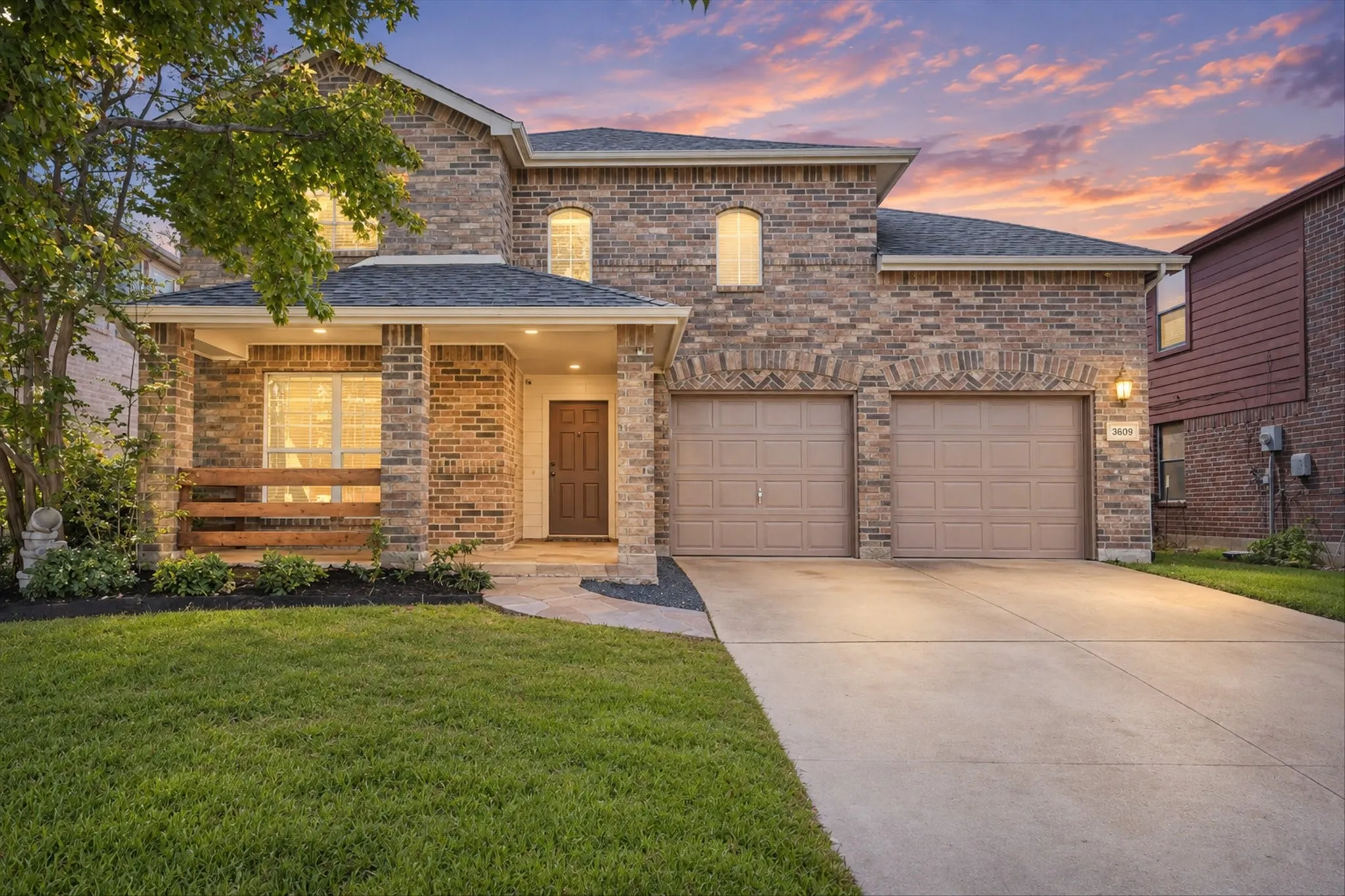 Single Family Residence For Sale in Dallas County , 3609 Redstart Drive, Mesquite, Texas 75181, 4 Bedroom, 3 Bathroom, 2 Garage spaces, 3,087 Sqft, built in 2005, mls#21406640, Real Estate Agent in Mesquite, Homes For Sale in Dallas county, Homes For Sale in Mesquite, Realtor in Mesquite Texas, Real Estate Brokerage Independent Realty Texas, Luminita Cordes Realtor