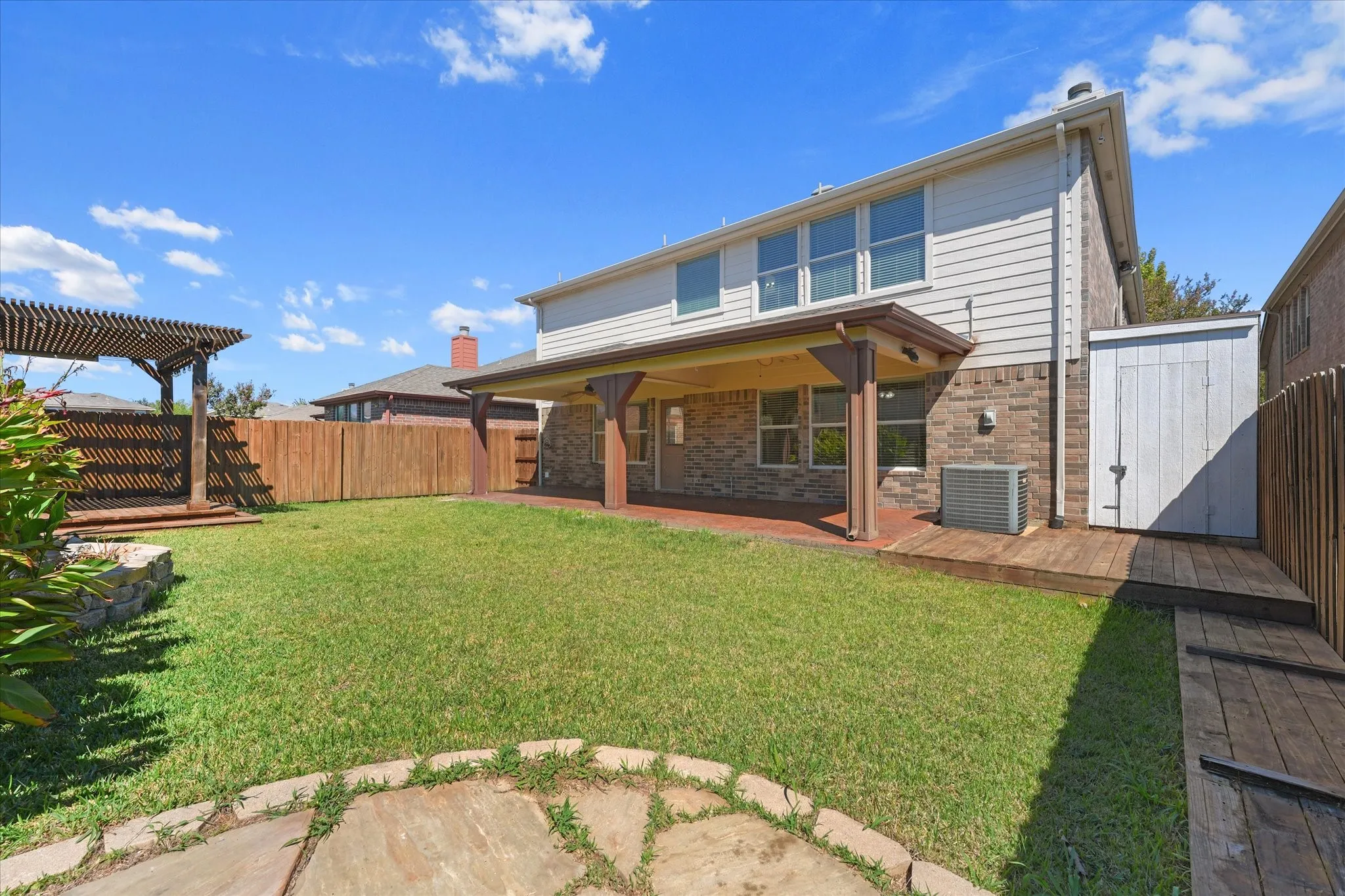 Single Family Residence For Sale in Dallas County , 3609 Redstart Drive, Mesquite, Texas 75181, 4 Bedroom, 3 Bathroom, 2 Garage spaces, 3,087 Sqft, built in 2005, mls#21406640, Real Estate Agent in Mesquite, Homes For Sale in Dallas county, Homes For Sale in Mesquite, Realtor in Mesquite Texas, Real Estate Brokerage Independent Realty Texas, Luminita Cordes Realtor