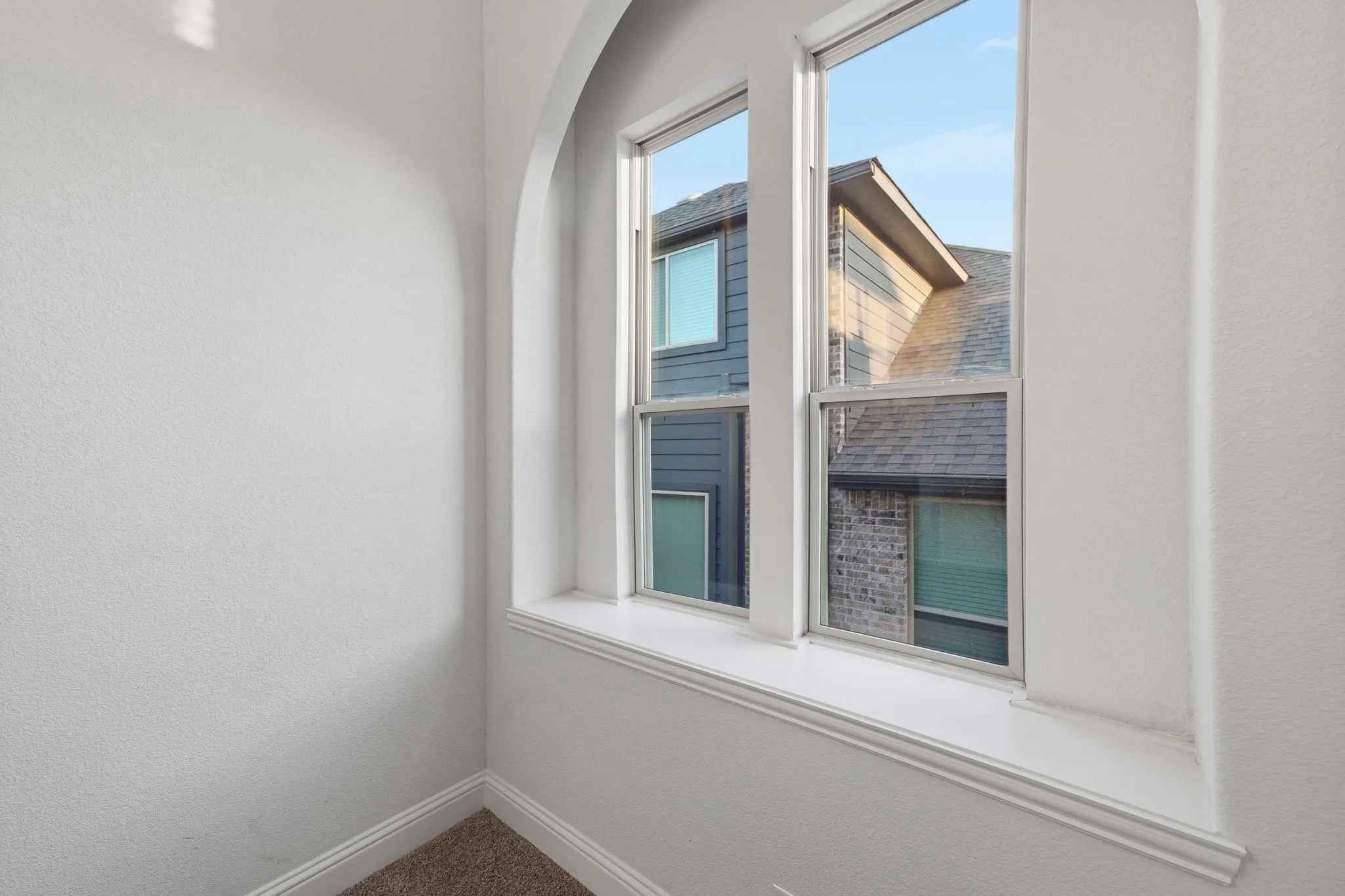 Single Family Residence For Rent in Denton County , 7428 Wispy Willow Lane, Little Elm, Texas 76227, 4 Bedroom, 3 Bathroom, 2 Garage spaces, 2,454 Sqft, built in 2021, mls#21408078, Real Estate Agent in Little Elm, Homes For Rent in Denton county, Homes For Rent in Little Elm, Realtor in Little Elm Texas, Real Estate Brokerage Independent Realty Texas, Luminita Cordes Realtor