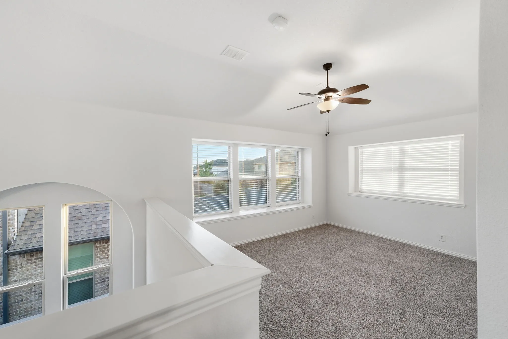 Single Family Residence For Rent in Denton County , 7428 Wispy Willow Lane, Little Elm, Texas 76227, 4 Bedroom, 3 Bathroom, 2 Garage spaces, 2,454 Sqft, built in 2021, mls#21408078, Real Estate Agent in Little Elm, Homes For Rent in Denton county, Homes For Rent in Little Elm, Realtor in Little Elm Texas, Real Estate Brokerage Independent Realty Texas, Luminita Cordes Realtor