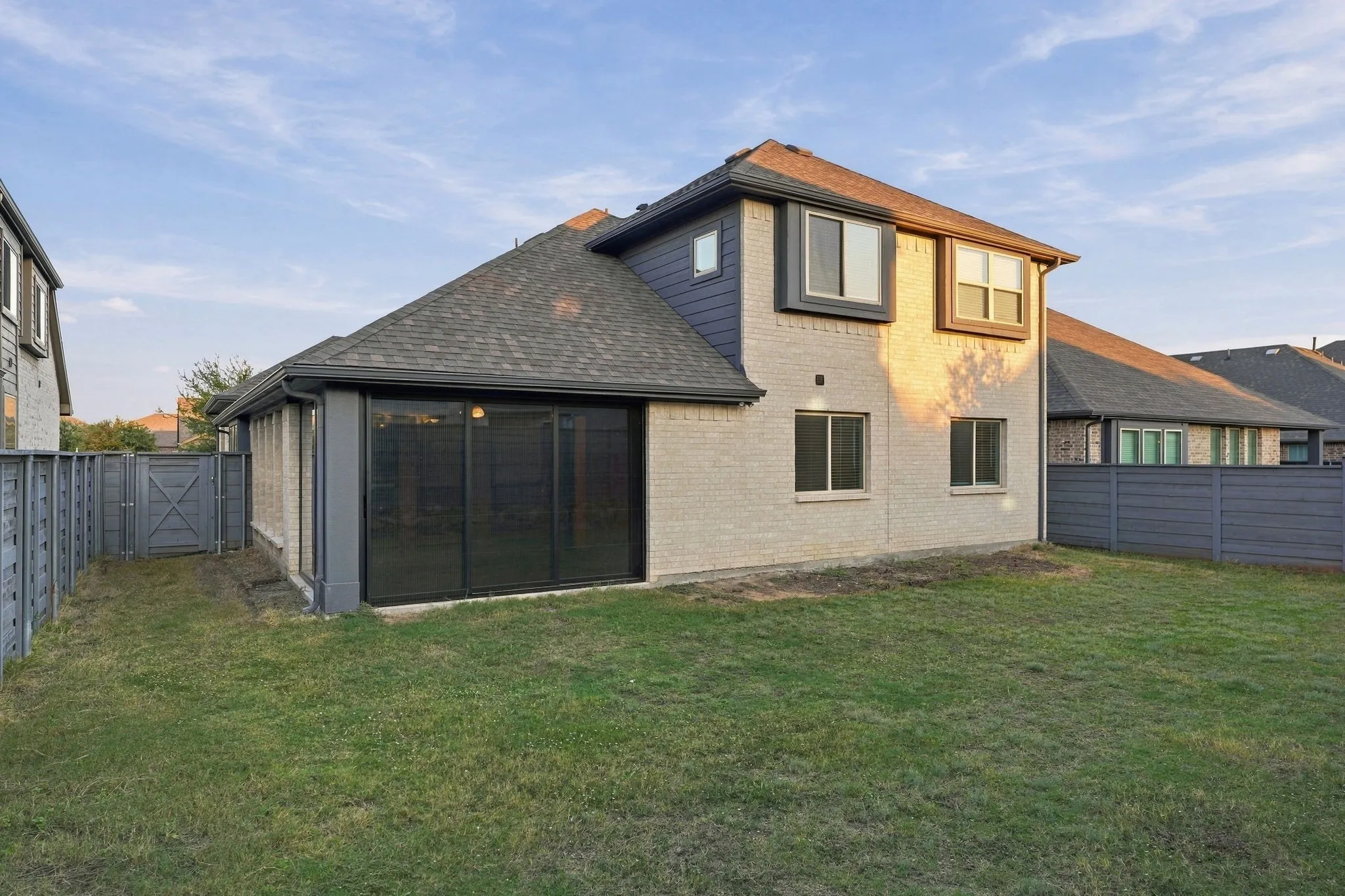 Single Family Residence For Rent in Denton County , 7428 Wispy Willow Lane, Little Elm, Texas 76227, 4 Bedroom, 3 Bathroom, 2 Garage spaces, 2,454 Sqft, built in 2021, mls#21408078, Real Estate Agent in Little Elm, Homes For Rent in Denton county, Homes For Rent in Little Elm, Realtor in Little Elm Texas, Real Estate Brokerage Independent Realty Texas, Luminita Cordes Realtor