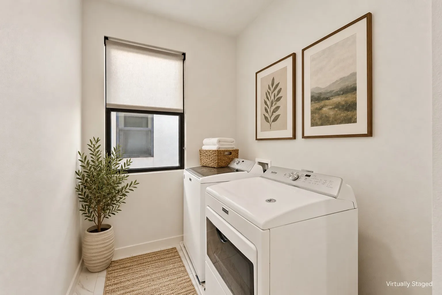 washer & dryer included