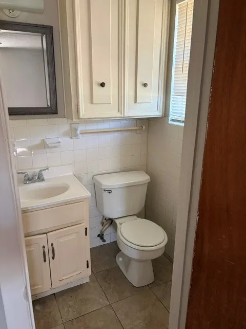 Single Family Residence For Rent in Lamar County , 3010 41st Street SE, Paris, Texas 75462, 3 Bedroom, 2 Bathroom, 2 Garage spaces, 1,488 Sqft, built in 1972, mls#21408093, Real Estate Agent in Paris, Homes For Rent in Lamar county, Homes For Rent in Paris, Realtor in Paris Texas, Real Estate Brokerage Independent Realty Texas, Luminita Cordes Realtor