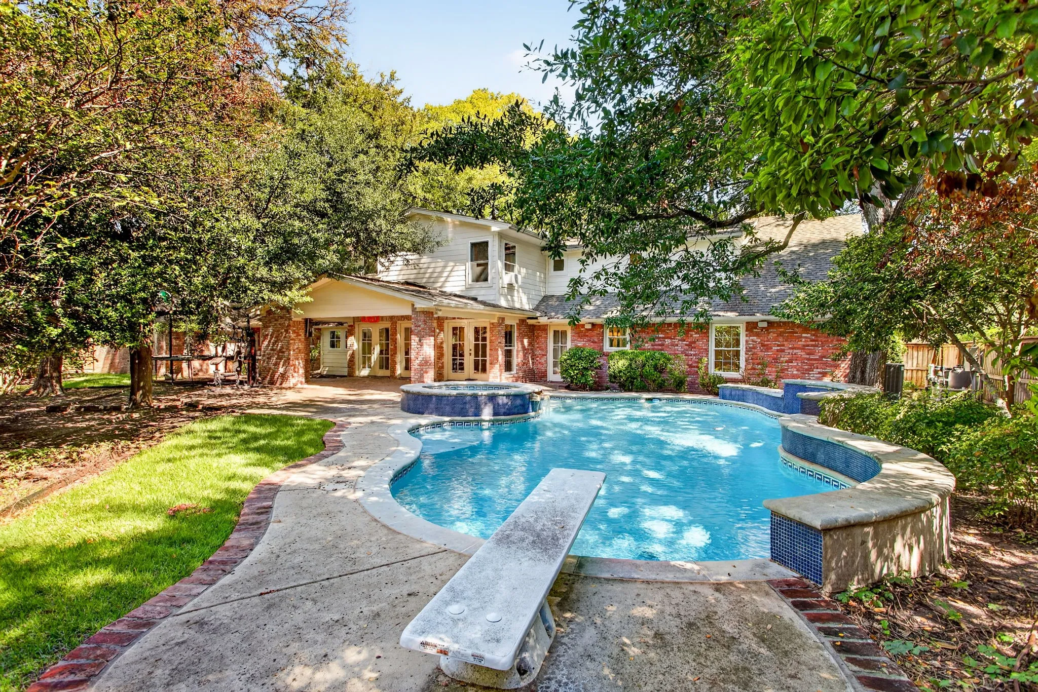 Single Family Residence For Sale in Tarrant County , 3804 Overton Park Drive W, Fort Worth, Texas 76109, 5 Bedroom, 5 Bathroom, 2 Garage spaces, 4,972 Sqft, built in 1959, mls#21406715, Real Estate Agent in Fort Worth, Homes For Sale in Tarrant county, Homes For Sale in Fort Worth, Realtor in Fort Worth Texas, Real Estate Brokerage Independent Realty Texas, Luminita Cordes Realtor