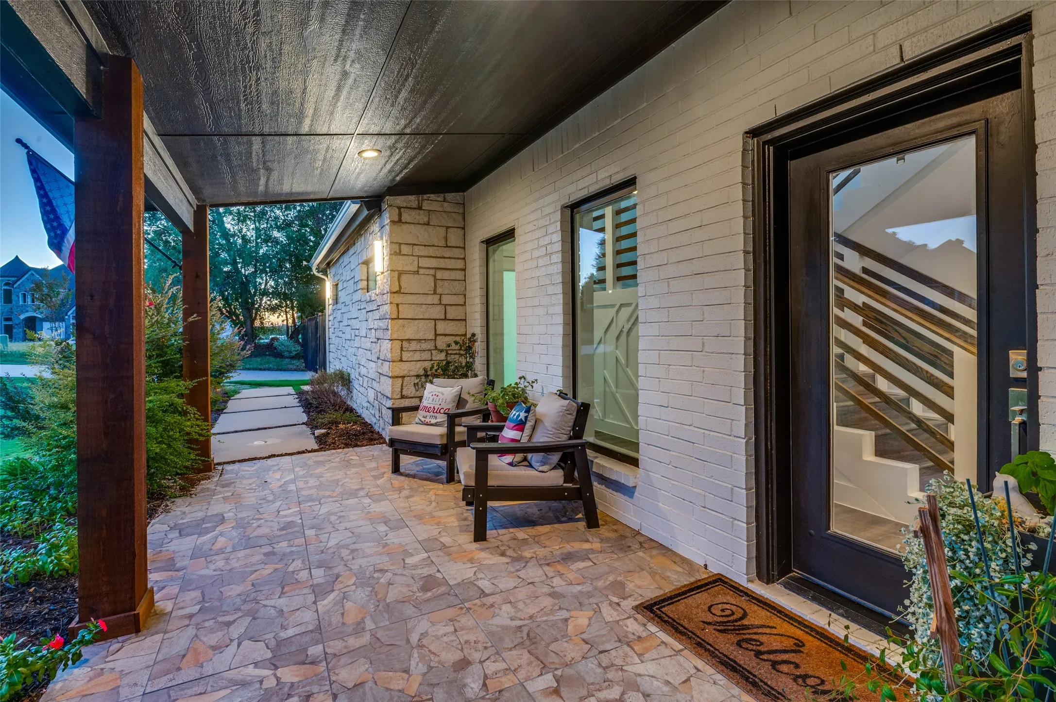 Single Family Residence For Sale in Dallas County , 1115 Moonlight Bay Drive, Grand Prairie, Texas 75104, 3 Bedroom, 3 Bathroom, 2 Garage spaces, 2,743 Sqft, built in 2019, mls#21407989, Real Estate Agent in Grand Prairie, Homes For Sale in Dallas county, Homes For Sale in Grand Prairie, Realtor in Grand Prairie Texas, Real Estate Brokerage Independent Realty Texas, Luminita Cordes Realtor