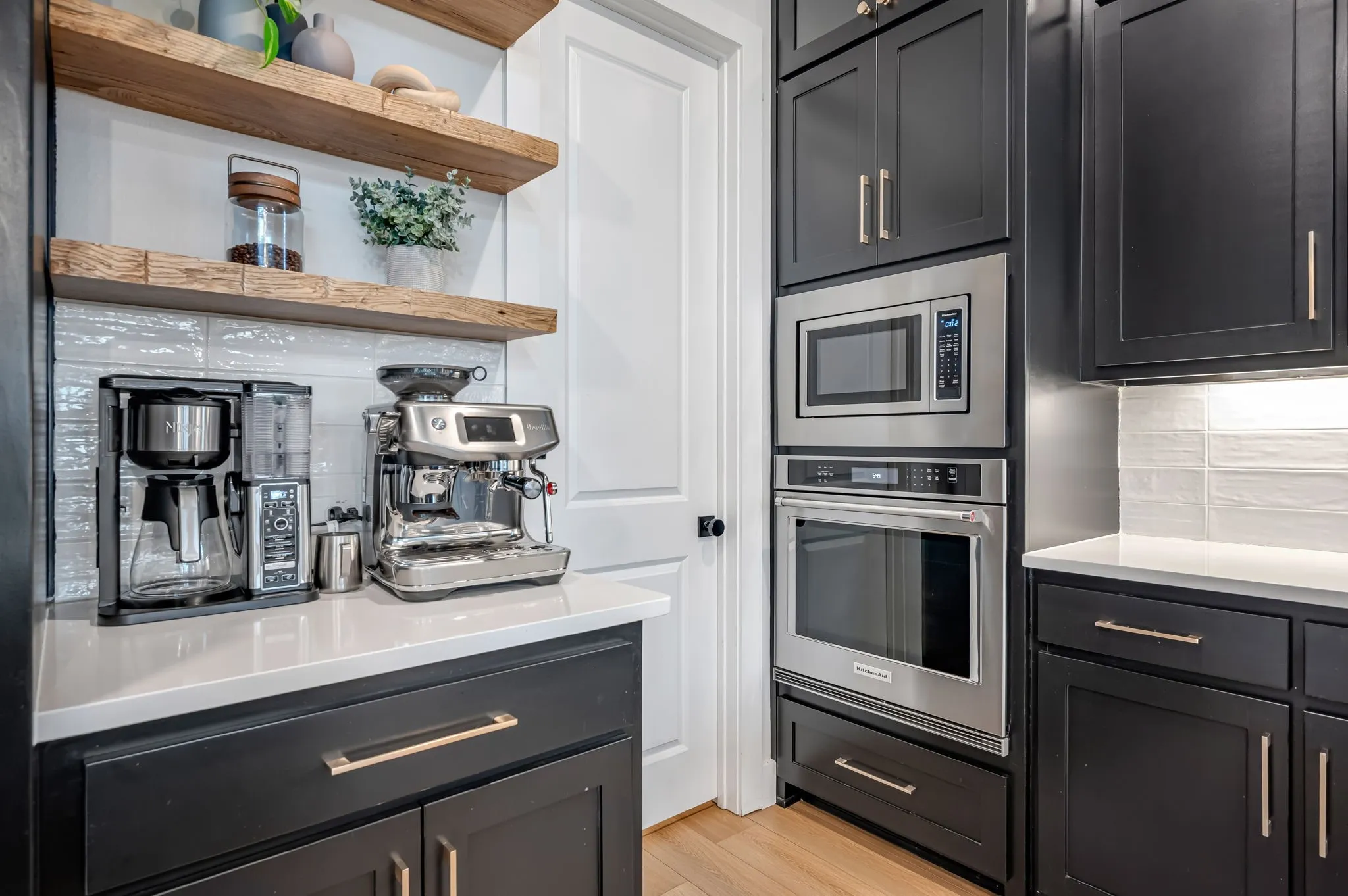 Single Family Residence For Sale in Denton County , 4610 Mayfield Drive, Prosper, Texas 75078, 4 Bedroom, 4 Bathroom, 3 Garage spaces, 3,532 Sqft, built in 2023, mls#21408018, Real Estate Agent in Prosper, Homes For Sale in Denton county, Homes For Sale in Prosper, Realtor in Prosper Texas, Real Estate Brokerage Independent Realty Texas, Luminita Cordes Realtor