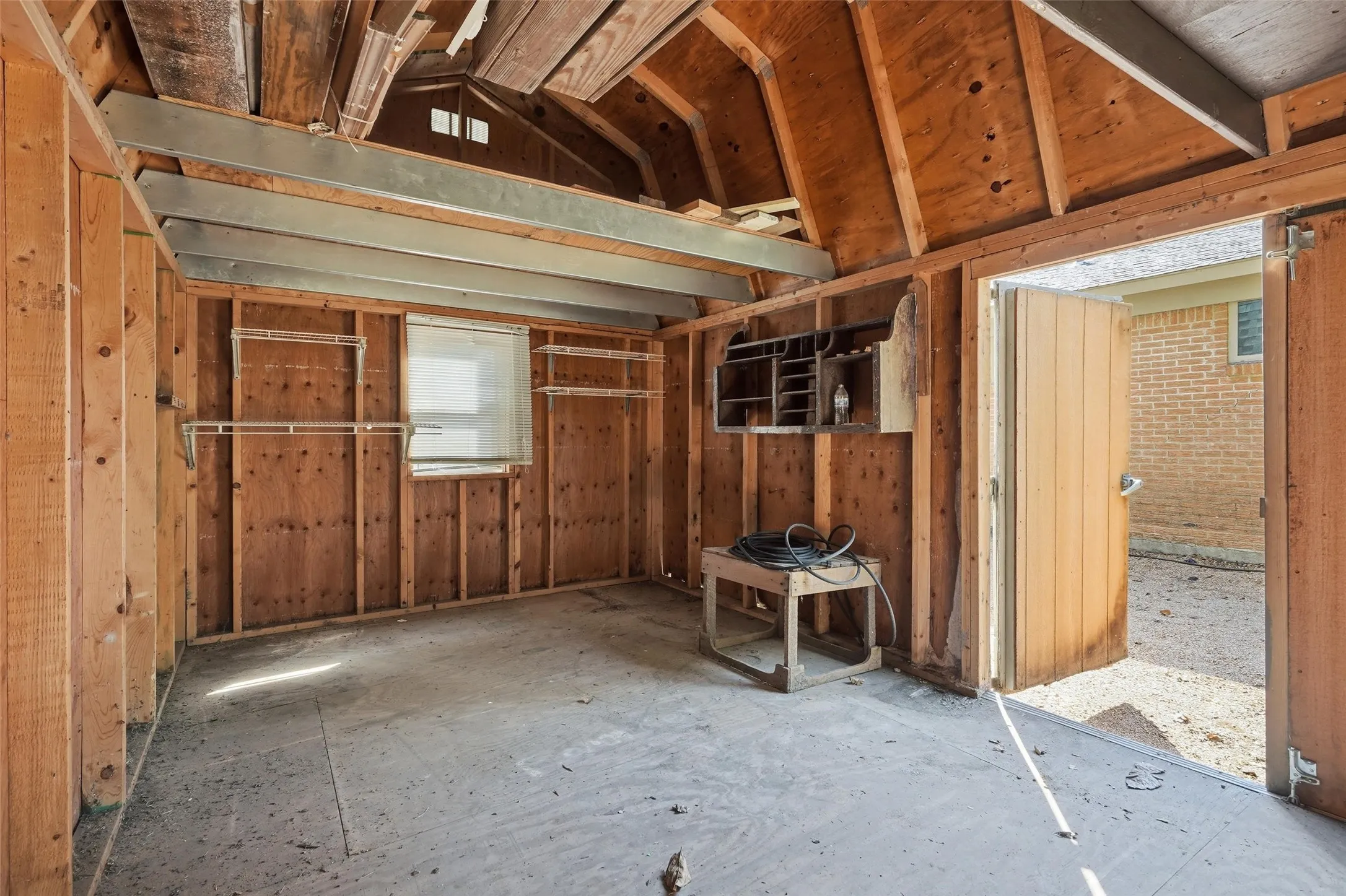 Single Family Residence For Sale in Tarrant County , 5432 Volder Drive, Fort Worth, Texas 76114, 3 Bedroom, 2 Bathroom, 1 Garage spaces, 1,790 Sqft, built in 1955, mls#21399886, Real Estate Agent in Fort Worth, Homes For Sale in Tarrant county, Homes For Sale in Fort Worth, Realtor in Fort Worth Texas, Real Estate Brokerage Independent Realty Texas, Luminita Cordes Realtor