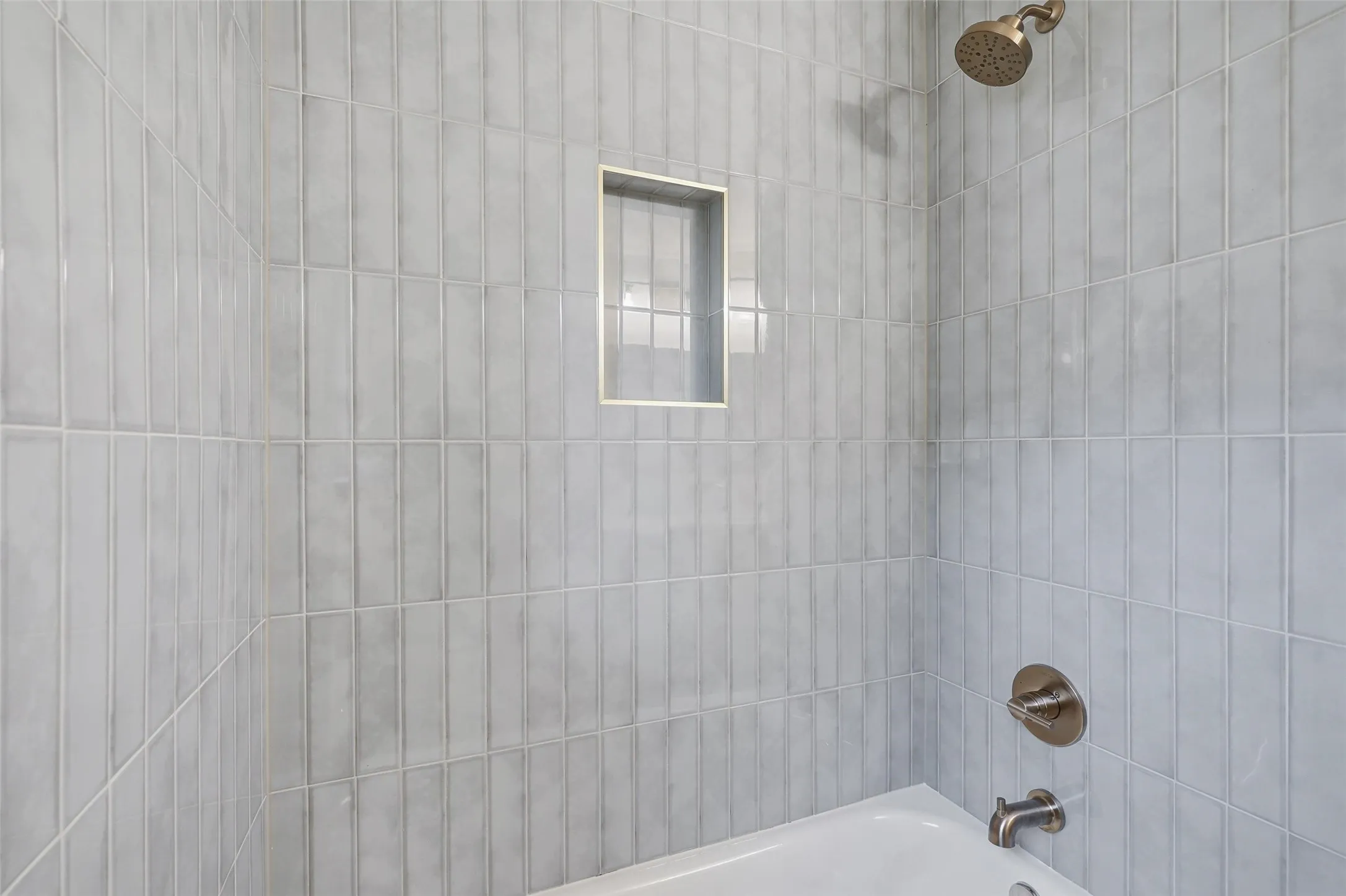 Single Family Residence For Sale in Tarrant County , 5432 Volder Drive, Fort Worth, Texas 76114, 3 Bedroom, 2 Bathroom, 1 Garage spaces, 1,790 Sqft, built in 1955, mls#21399886, Real Estate Agent in Fort Worth, Homes For Sale in Tarrant county, Homes For Sale in Fort Worth, Realtor in Fort Worth Texas, Real Estate Brokerage Independent Realty Texas, Luminita Cordes Realtor