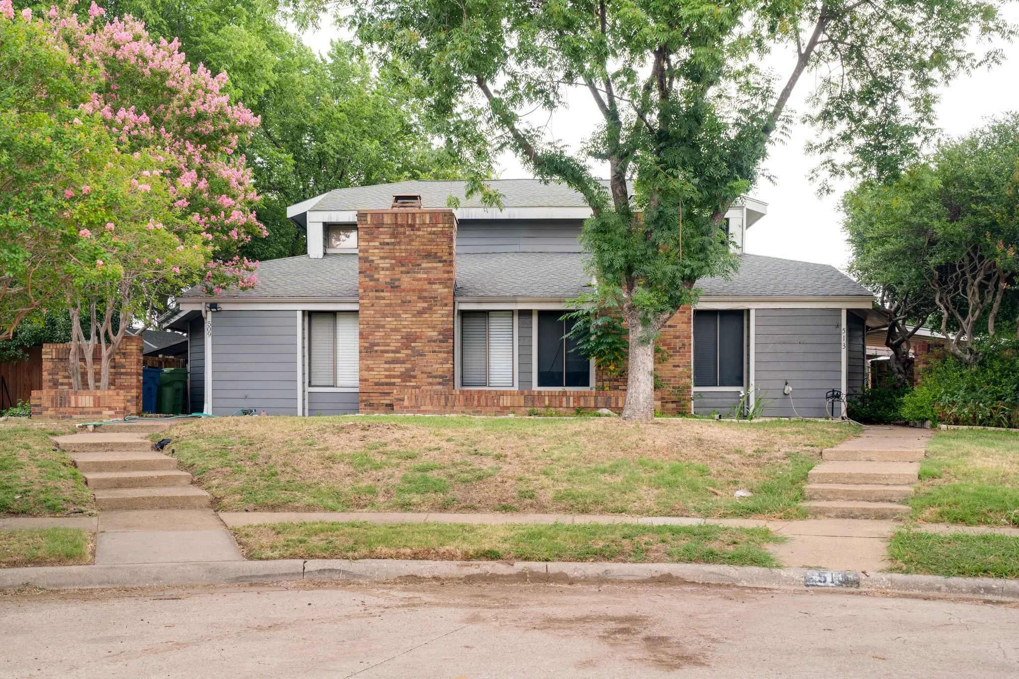 Duplex For Rent in Denton County , 509 Hunters Glen Street, Lewisville, Texas 75067, 2 Bedroom, 2 Bathroom, Garage spaces, 1,314 Sqft, built in 1983, mls#21408101, Real Estate Agent in Lewisville, Homes For Rent in Denton county, Homes For Rent in Lewisville, Realtor in Lewisville Texas, Real Estate Brokerage Independent Realty Texas, Luminita Cordes Realtor