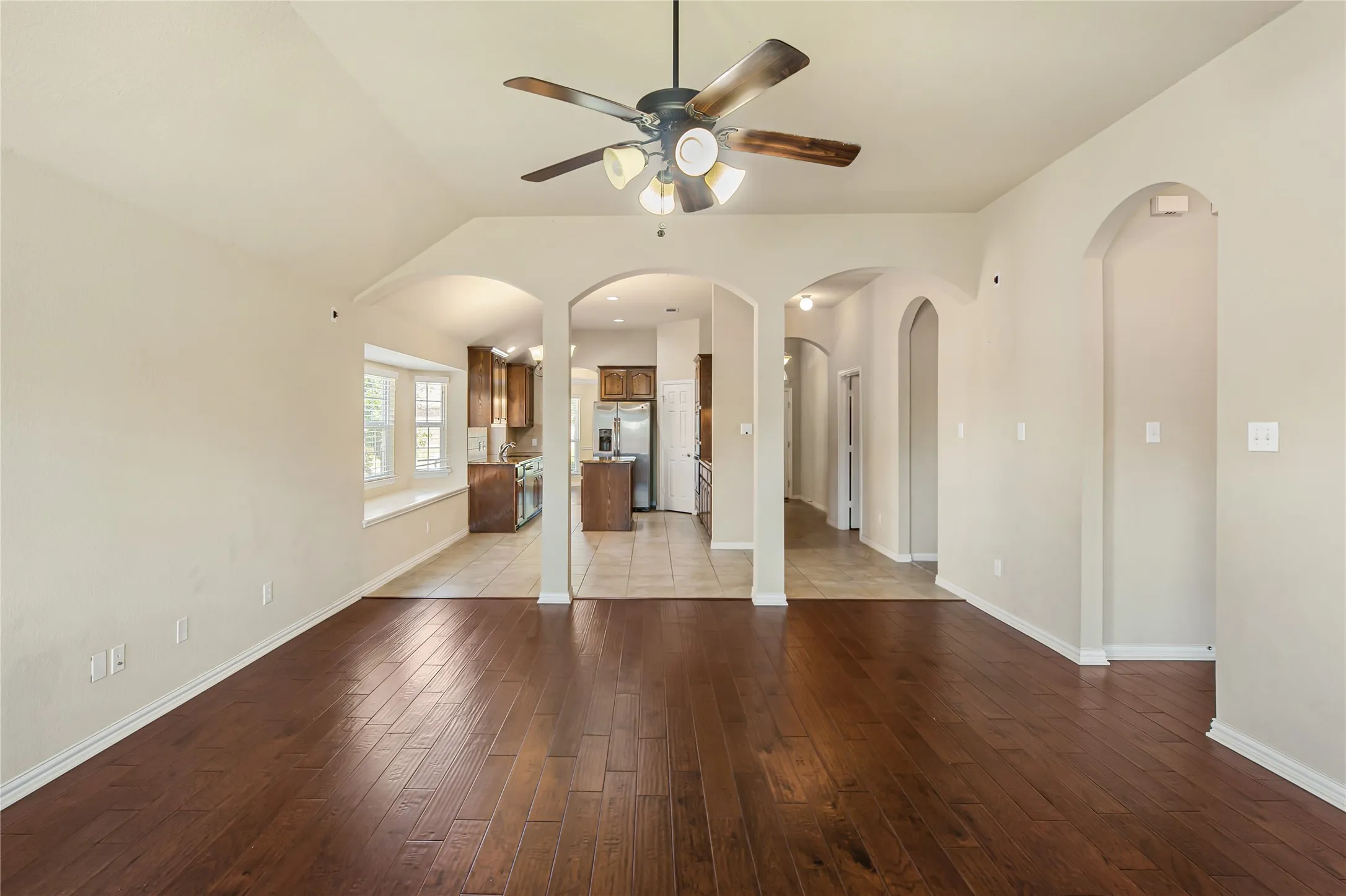Single Family Residence For Rent in Denton County , 928 Wellington Drive, Lewisville, Texas 75067, 3 Bedroom, 2 Bathroom, 2 Garage spaces, 1,736 Sqft, built in 2013, mls#21408108, Real Estate Agent in Lewisville, Homes For Rent in Denton county, Homes For Rent in Lewisville, Realtor in Lewisville Texas, Real Estate Brokerage Independent Realty Texas, Luminita Cordes Realtor