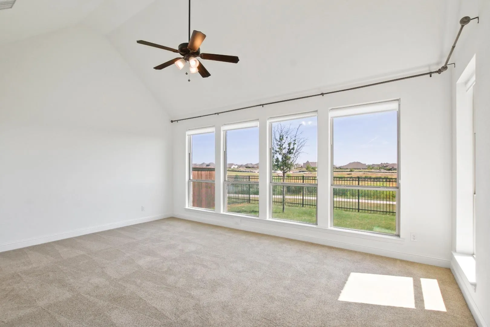 Single Family Residence For Rent in Collin County , 774 Corner Post Path, Celina, Texas 75009, 4 Bedroom, 4 Bathroom, 2 Garage spaces, 3,446 Sqft, built in 2019, mls#21407953, Real Estate Agent in Celina, Homes For Rent in Collin county, Homes For Rent in Celina, Realtor in Celina Texas, Real Estate Brokerage Independent Realty Texas, Luminita Cordes Realtor