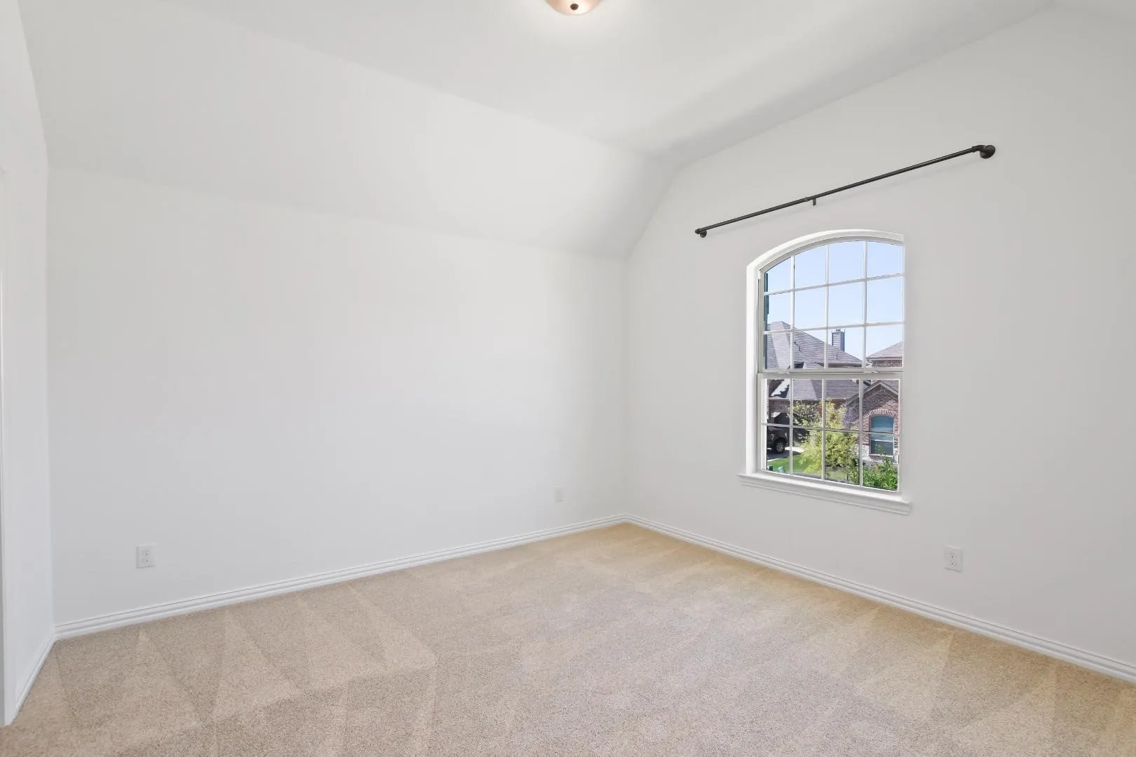 Single Family Residence For Rent in Collin County , 774 Corner Post Path, Celina, Texas 75009, 4 Bedroom, 4 Bathroom, 2 Garage spaces, 3,446 Sqft, built in 2019, mls#21407953, Real Estate Agent in Celina, Homes For Rent in Collin county, Homes For Rent in Celina, Realtor in Celina Texas, Real Estate Brokerage Independent Realty Texas, Luminita Cordes Realtor