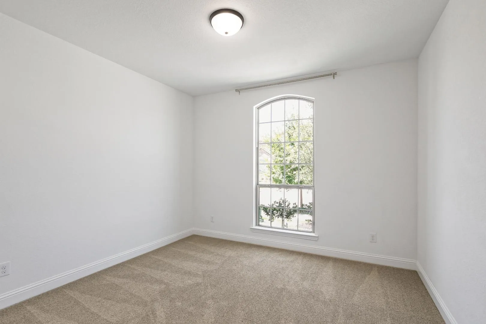 Single Family Residence For Rent in Collin County , 774 Corner Post Path, Celina, Texas 75009, 4 Bedroom, 4 Bathroom, 2 Garage spaces, 3,446 Sqft, built in 2019, mls#21407953, Real Estate Agent in Celina, Homes For Rent in Collin county, Homes For Rent in Celina, Realtor in Celina Texas, Real Estate Brokerage Independent Realty Texas, Luminita Cordes Realtor