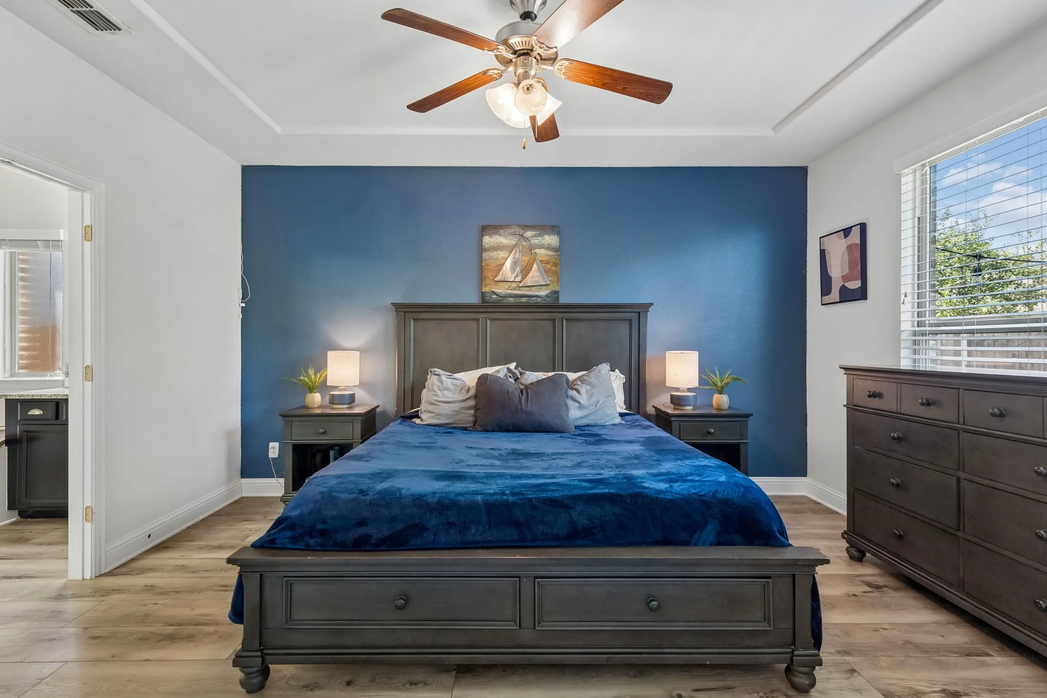 Single Family Residence For Sale in Collin County , 1308 Caney Creek Lane, Mc Kinney, Texas 75071, 4 Bedroom, 4 Bathroom, 2 Garage spaces, 2,738 Sqft, built in 2016, mls#21407432, Real Estate Agent in Mc Kinney, Homes For Sale in Collin county, Homes For Sale in Mc Kinney, Realtor in Mc Kinney Texas, Real Estate Brokerage Independent Realty Texas, Luminita Cordes Realtor