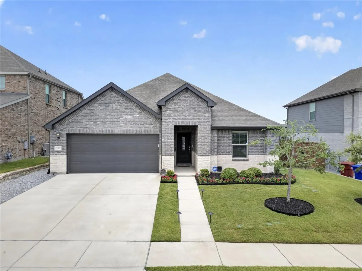 Single Family Residence For Rent in Rockwall County , 365 Mohan Drive, Royse City, Texas 75189, 4 Bedroom, 3 Bathroom, 2 Garage spaces, 2,226 Sqft, built in 2022, mls#21408110, Real Estate Agent in Royse City, Homes For Rent in Rockwall county, Homes For Rent in Royse City, Realtor in Royse City Texas, Real Estate Brokerage Independent Realty Texas, Luminita Cordes Realtor