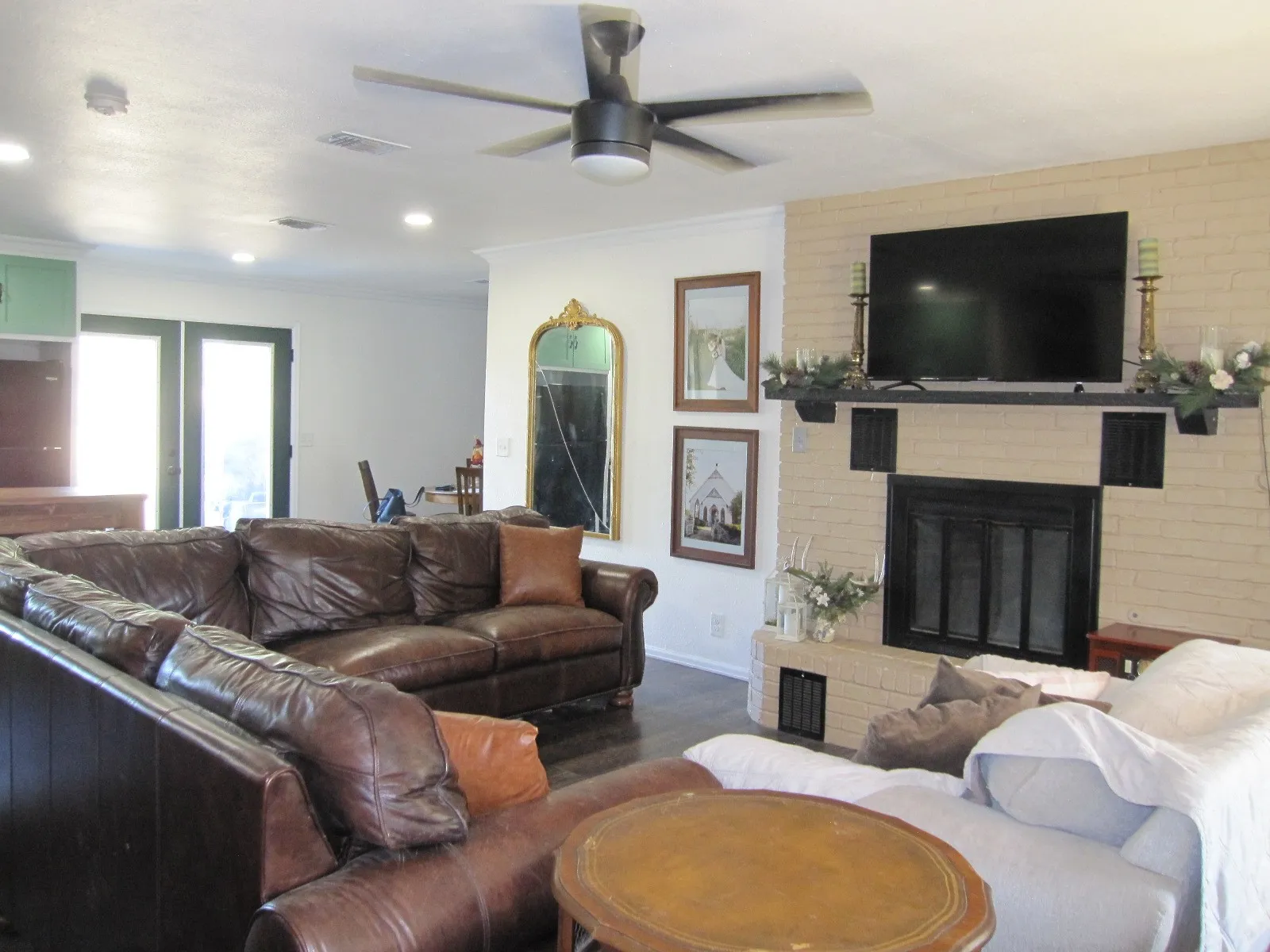 Single Family Residence For Sale in Wise County , 508 S Hovey Street, Chico, Texas 76431, 3 Bedroom, 2 Bathroom, 2 Garage spaces, 1,470 Sqft, built in 1979, mls#21405683, Real Estate Agent in Chico, Homes For Sale in Wise county, Homes For Sale in Chico, Realtor in Chico Texas, Real Estate Brokerage Independent Realty Texas, Luminita Cordes Realtor