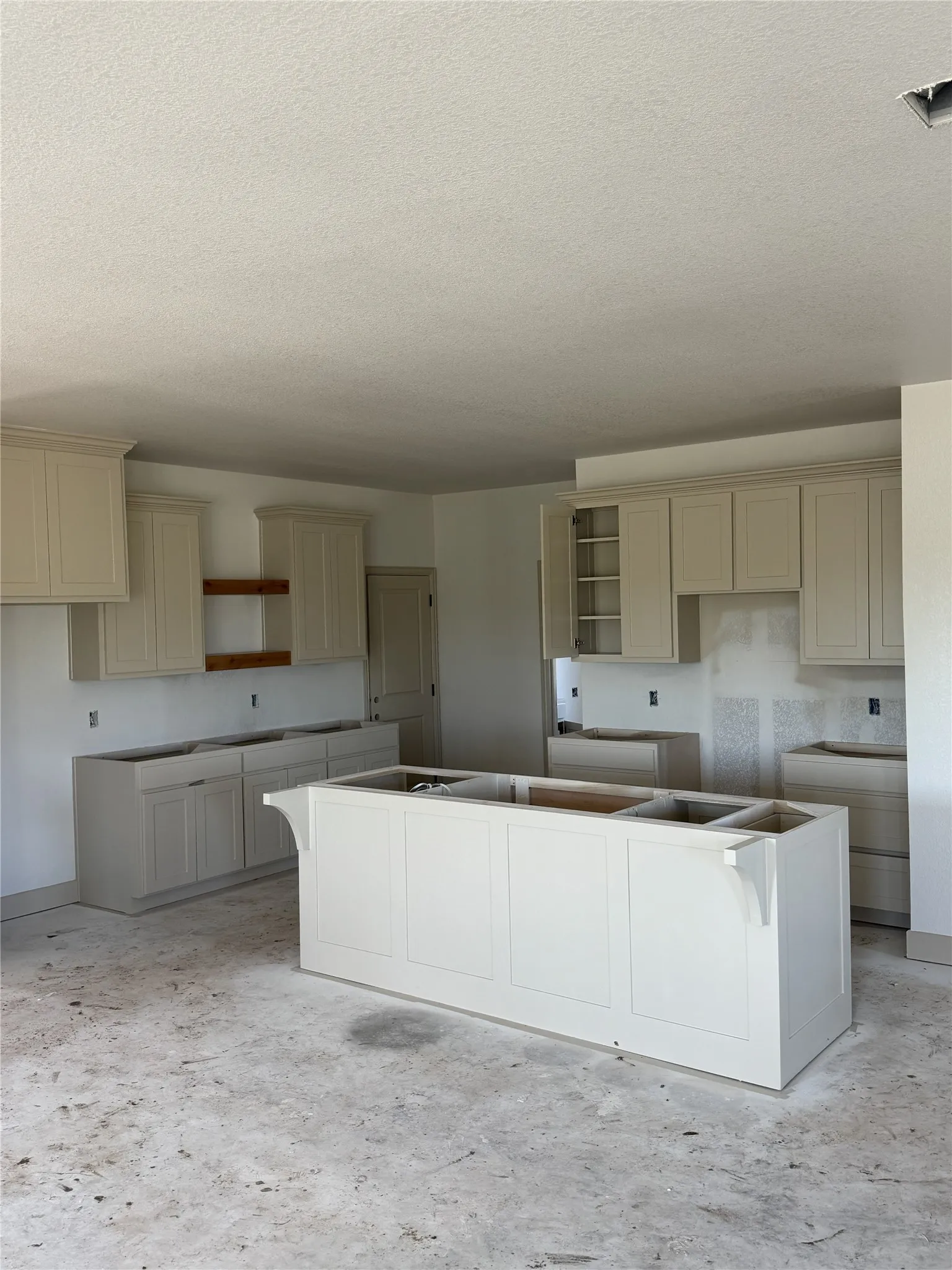 Single Family Residence For Sale in Cooke County , 424 Cirrus Circle, Muenster, Texas 76252, 3 Bedroom, 2 Bathroom, 2 Garage spaces, 1,902 Sqft, built in 2026, mls#21408080, Real Estate Agent in Muenster, Homes For Sale in Cooke county, Homes For Sale in Muenster, Realtor in Muenster Texas, Real Estate Brokerage Independent Realty Texas, Luminita Cordes Realtor