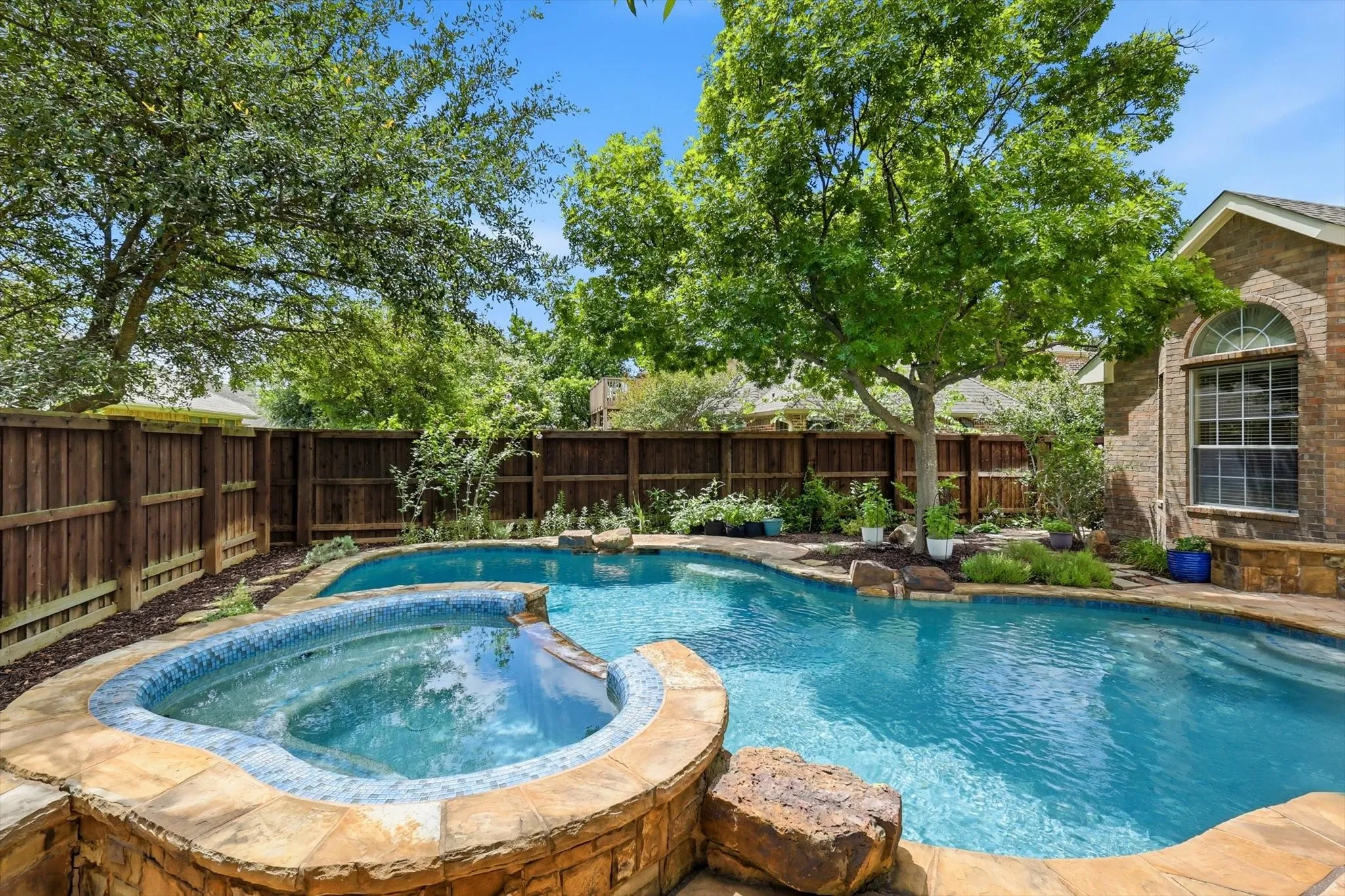 Single Family Residence For Sale in Collin County , 1908 San Carlos Avenue, Allen, Texas 75002, 5 Bedroom, 3 Bathroom, 3 Garage spaces, 3,276 Sqft, built in 2001, mls#21407553, Real Estate Agent in Allen, Homes For Sale in Collin county, Homes For Sale in Allen, Realtor in Allen Texas, Real Estate Brokerage Independent Realty Texas, Luminita Cordes Realtor
