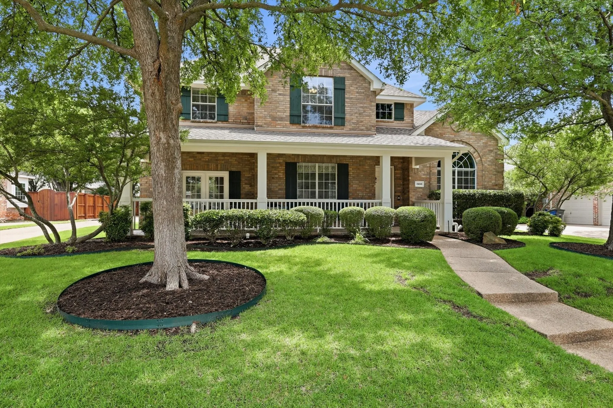 Single Family Residence For Sale