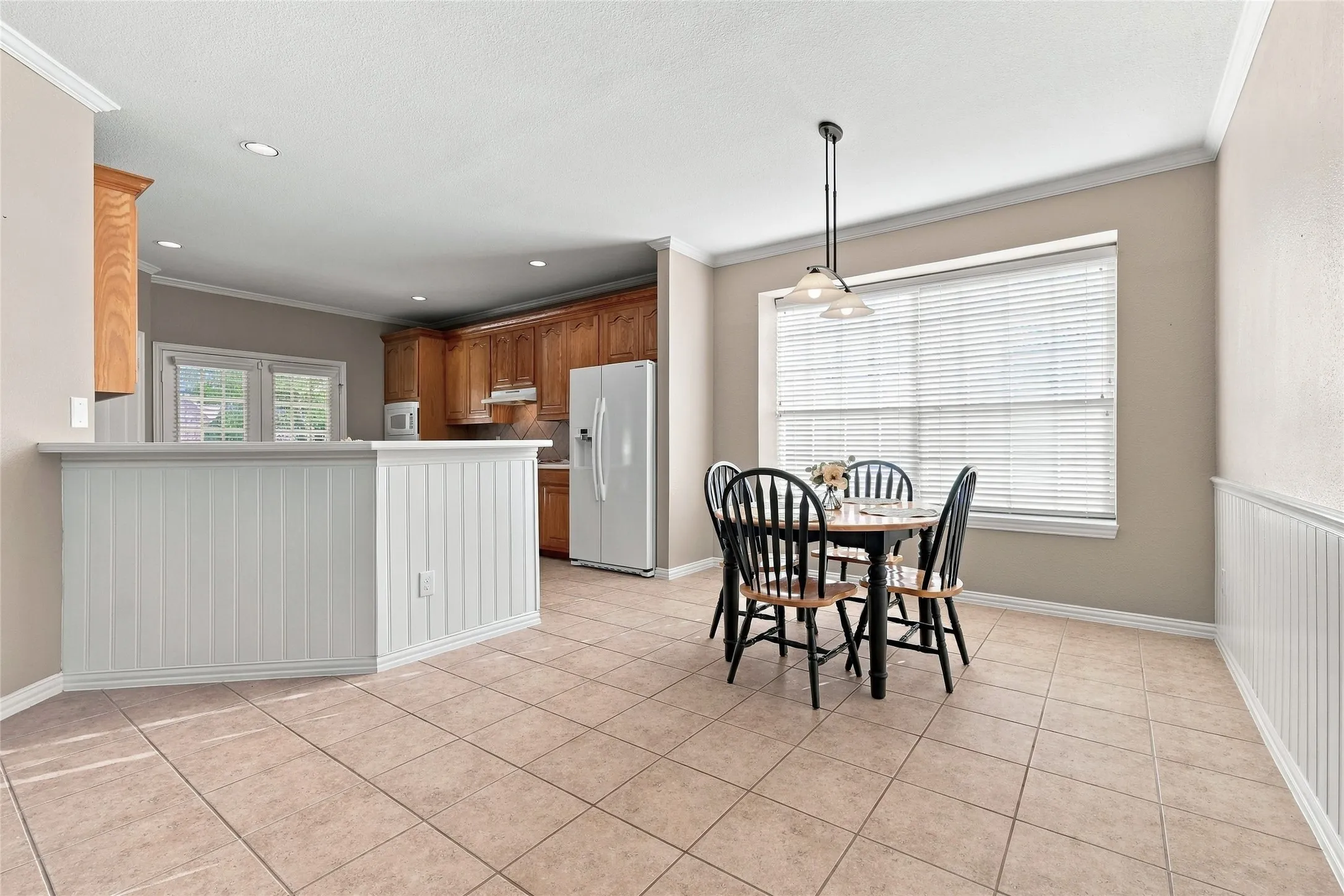 Single Family Residence For Sale in Collin County , 1908 San Carlos Avenue, Allen, Texas 75002, 5 Bedroom, 3 Bathroom, 3 Garage spaces, 3,276 Sqft, built in 2001, mls#21407553, Real Estate Agent in Allen, Homes For Sale in Collin county, Homes For Sale in Allen, Realtor in Allen Texas, Real Estate Brokerage Independent Realty Texas, Luminita Cordes Realtor
