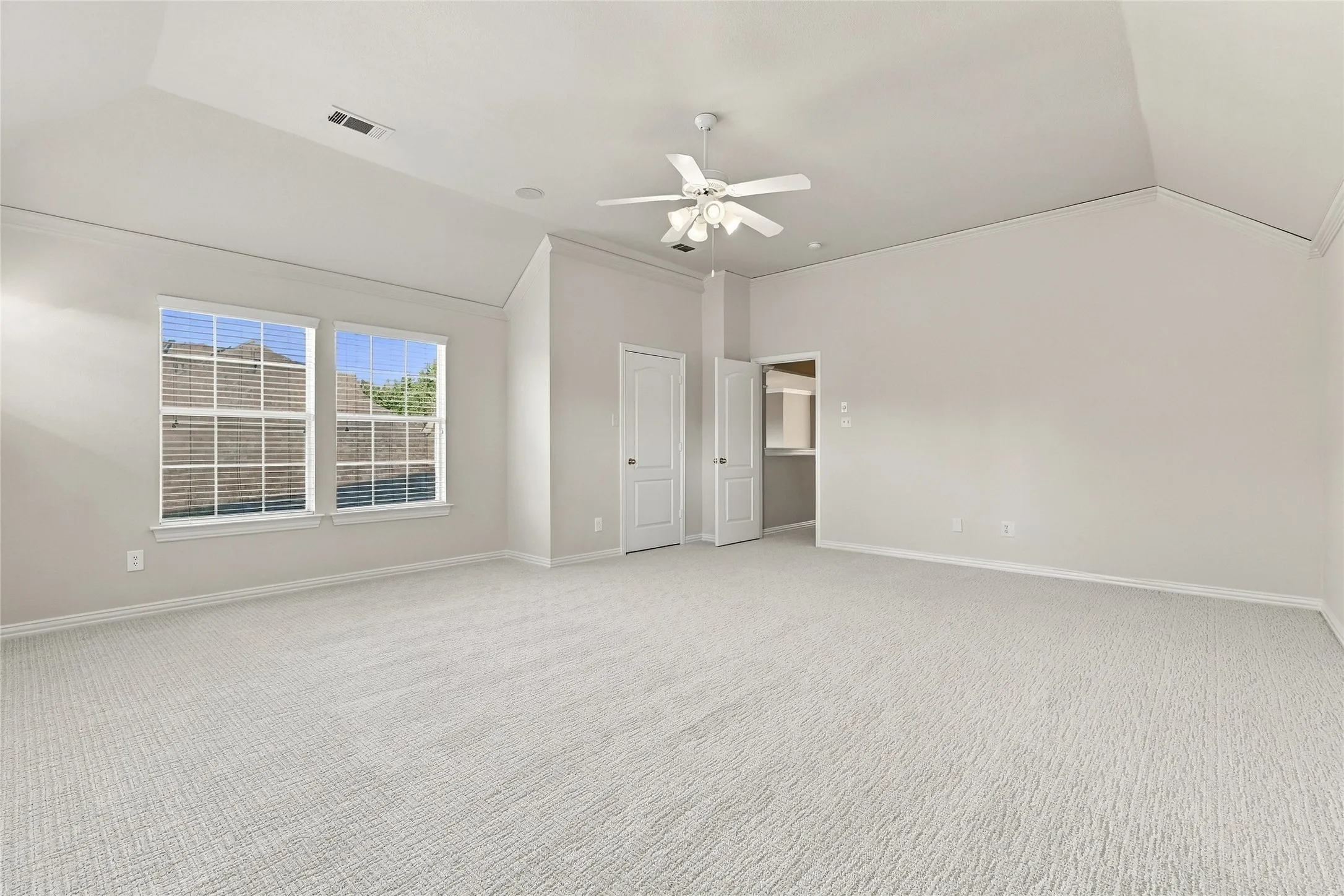 Single Family Residence For Sale in Collin County , 1908 San Carlos Avenue, Allen, Texas 75002, 5 Bedroom, 3 Bathroom, 3 Garage spaces, 3,276 Sqft, built in 2001, mls#21407553, Real Estate Agent in Allen, Homes For Sale in Collin county, Homes For Sale in Allen, Realtor in Allen Texas, Real Estate Brokerage Independent Realty Texas, Luminita Cordes Realtor