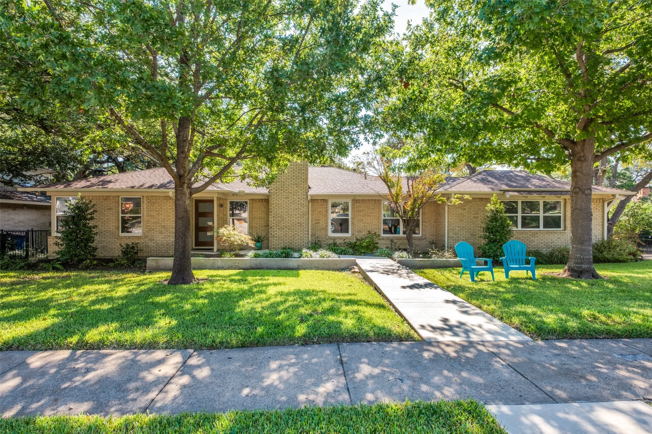 Single Family Residence For Sale