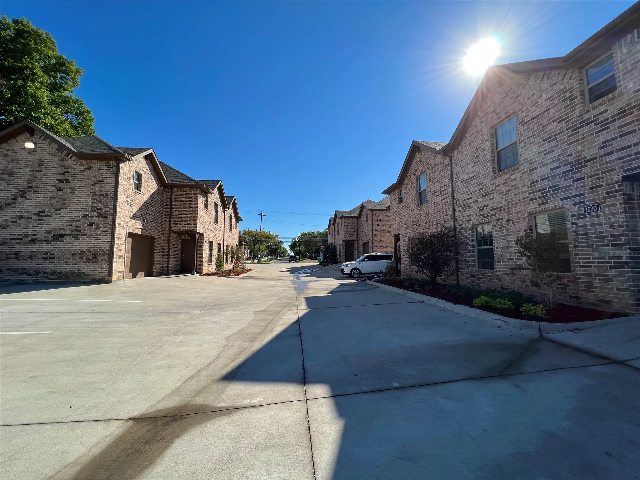 Duplex For Rent