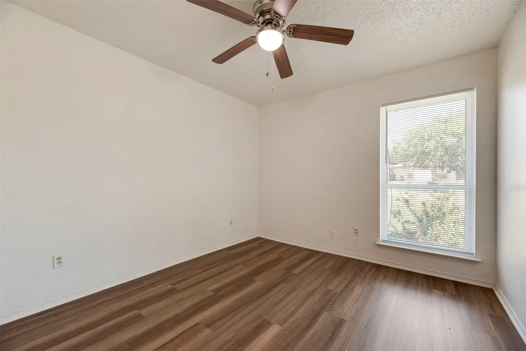 another view of secoundary Bedroom