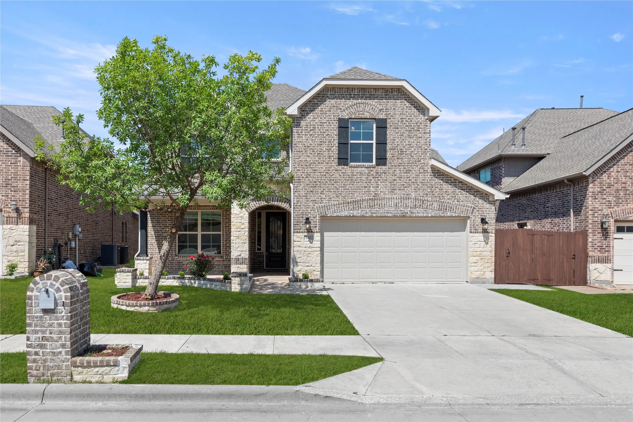 Single Family Residence For Sale