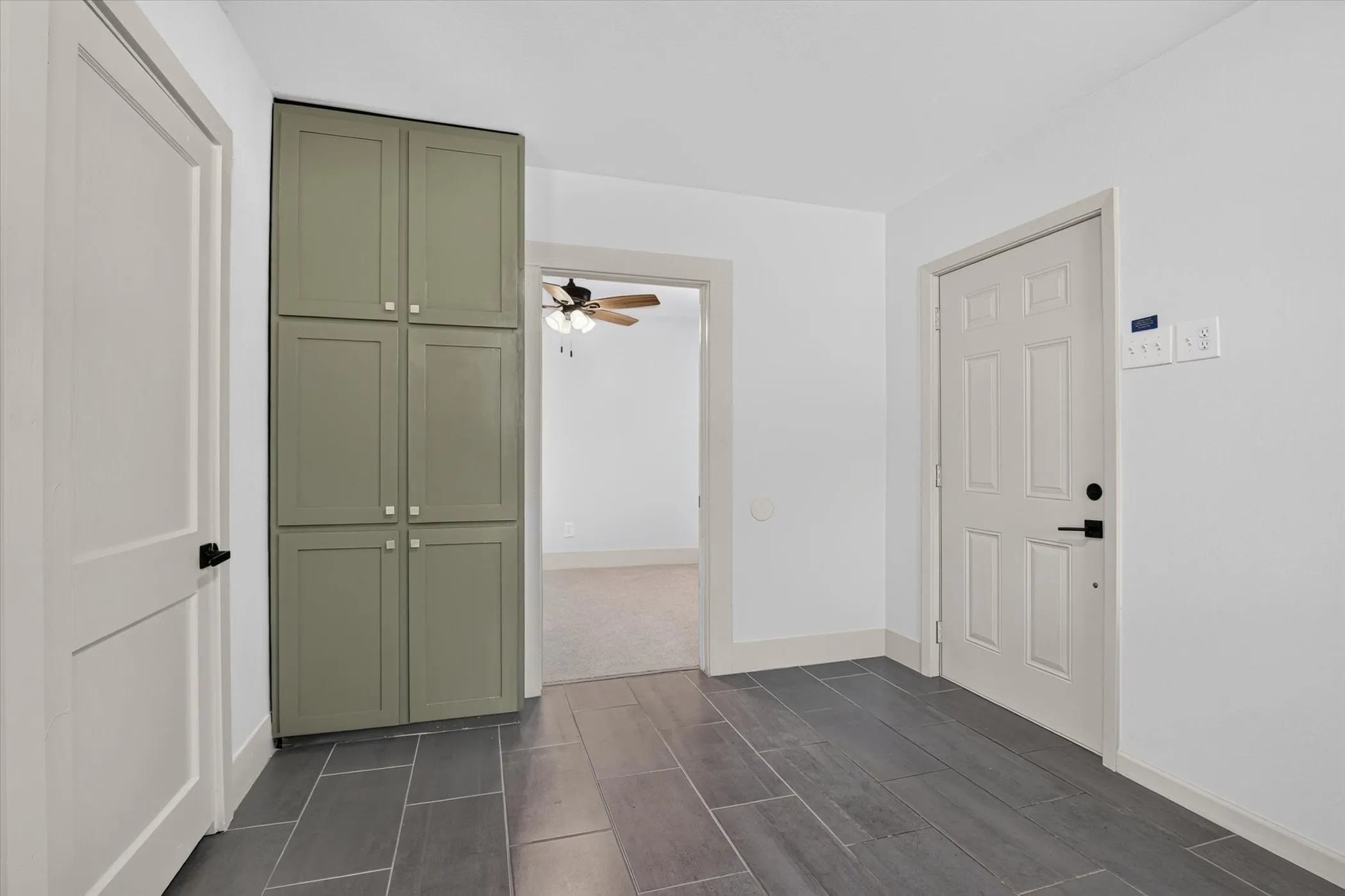 Single Family Residence For Sale in Parker County , 71 Crown Road, Willow Park, Texas 76087, 3 Bedroom, 2 Bathroom, 2 Garage spaces, 1,534 Sqft, built in 1930, mls#21408037, Real Estate Agent in Willow Park, Homes For Sale in Parker county, Homes For Sale in Willow Park, Realtor in Willow Park Texas, Real Estate Brokerage Independent Realty Texas, Luminita Cordes Realtor