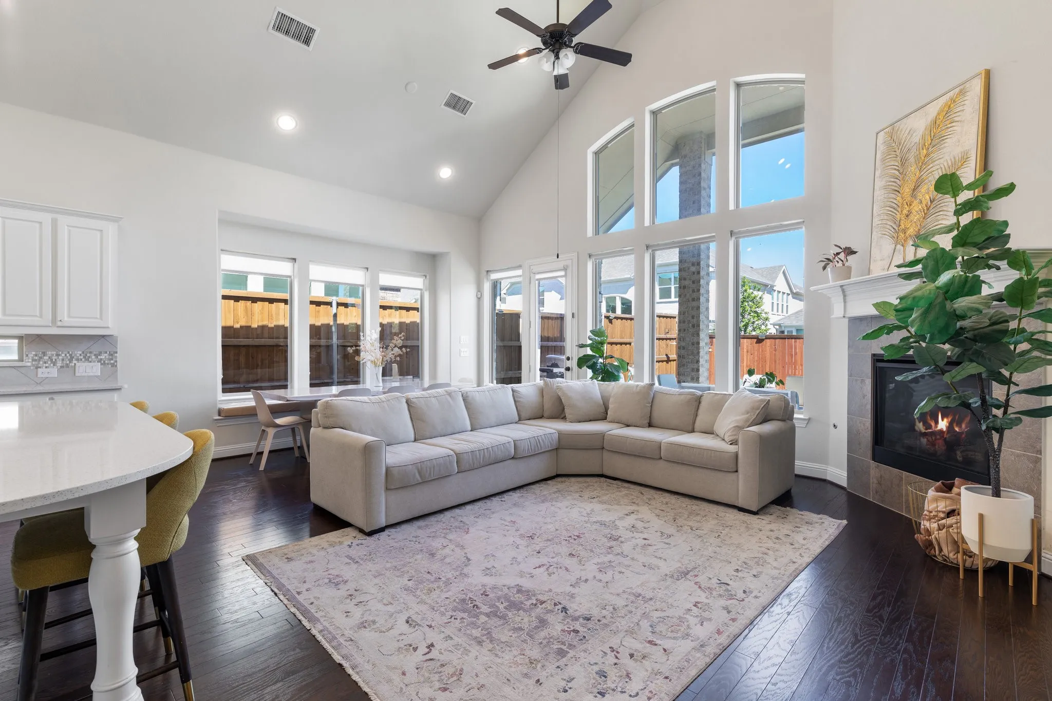 Single Family Residence For Rent in Collin County , 4827 Saguaro Ridge, Mc Kinney, Texas 75070, 5 Bedroom, 4 Bathroom, 2 Garage spaces, 3,314 Sqft, built in 2019, mls#21407106, Real Estate Agent in Mc Kinney, Homes For Rent in Collin county, Homes For Rent in Mc Kinney, Realtor in Mc Kinney Texas, Real Estate Brokerage Independent Realty Texas, Luminita Cordes Realtor