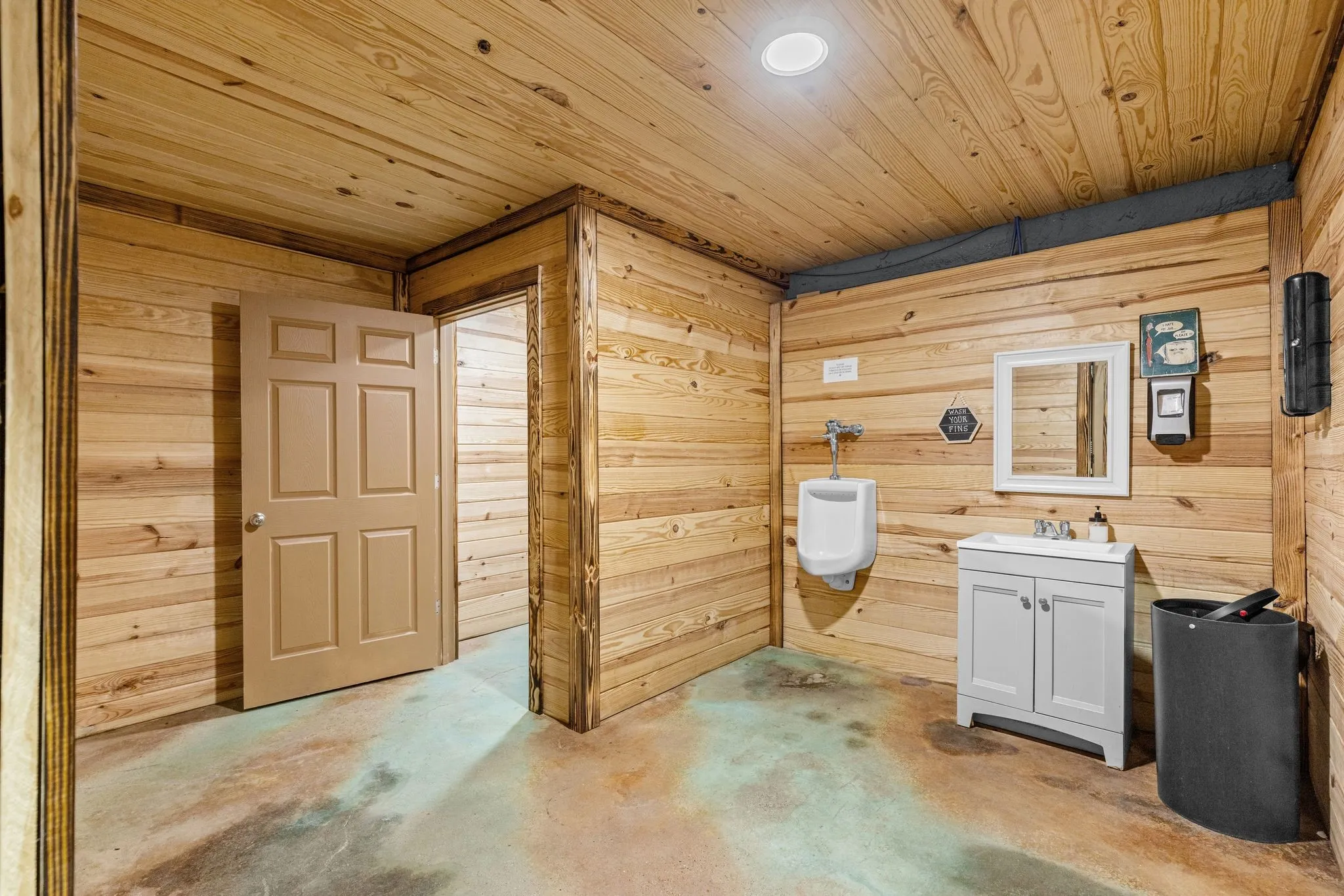 Warehouse For Sale in Wood County , 4216 W State Highway 154, Yantis, Texas 75497, 0, 0, Garage spaces, 0 Sqft, built in 1996, mls#21408138, Real Estate Agent in Yantis, Homes For Sale in Wood county, Homes For Sale in Yantis, Realtor in Yantis Texas, Real Estate Brokerage Independent Realty Texas, Luminita Cordes Realtor
