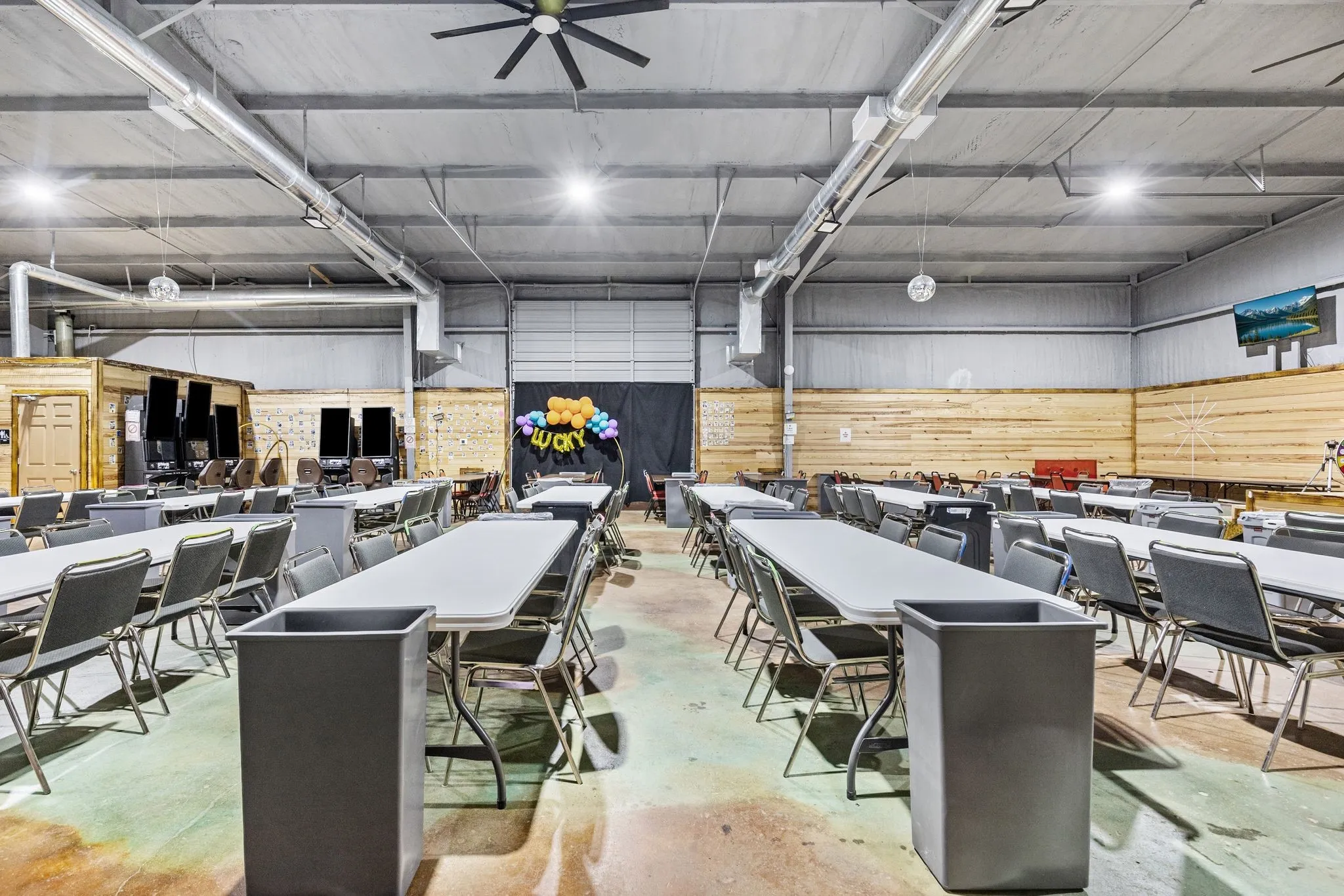 Warehouse For Sale in Wood County , 4216 W State Highway 154, Yantis, Texas 75497, 0, 0, Garage spaces, 0 Sqft, built in 1996, mls#21408138, Real Estate Agent in Yantis, Homes For Sale in Wood county, Homes For Sale in Yantis, Realtor in Yantis Texas, Real Estate Brokerage Independent Realty Texas, Luminita Cordes Realtor