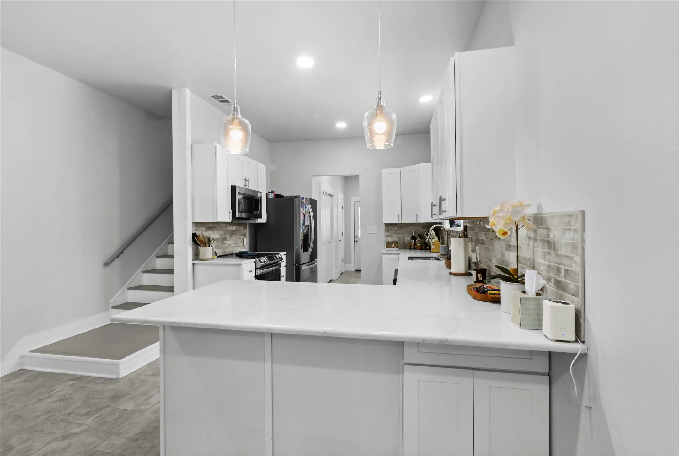 Single Family Residence For Rent in Navarro County , 2200 N Beaton Street, Corsicana, Texas 75110, 4 Bedroom, 3 Bathroom, Garage spaces, 1,856 Sqft, built in 1900, mls#21408139, Real Estate Agent in Corsicana, Homes For Rent in Navarro county, Homes For Rent in Corsicana, Realtor in Corsicana Texas, Real Estate Brokerage Independent Realty Texas, Luminita Cordes Realtor