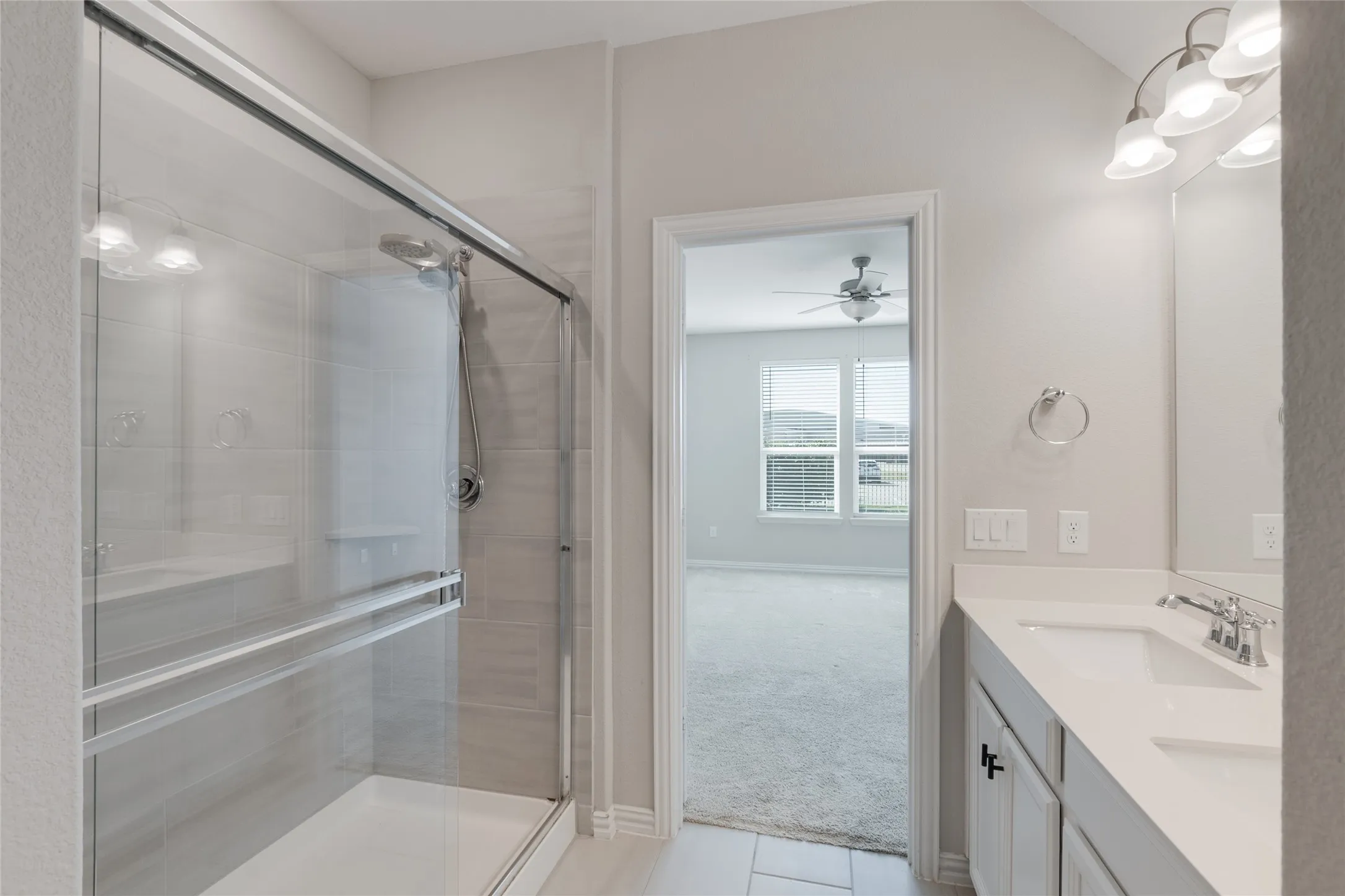 Single Family Residence For Sale in Rockwall County , 215 Hadley Lane, Fate, Texas 75087, 4 Bedroom, 3 Bathroom, 2 Garage spaces, 3,058 Sqft, built in 2021, mls#21408116, Real Estate Agent in Fate, Homes For Sale in Rockwall county, Homes For Sale in Fate, Realtor in Fate Texas, Real Estate Brokerage Independent Realty Texas, Luminita Cordes Realtor
