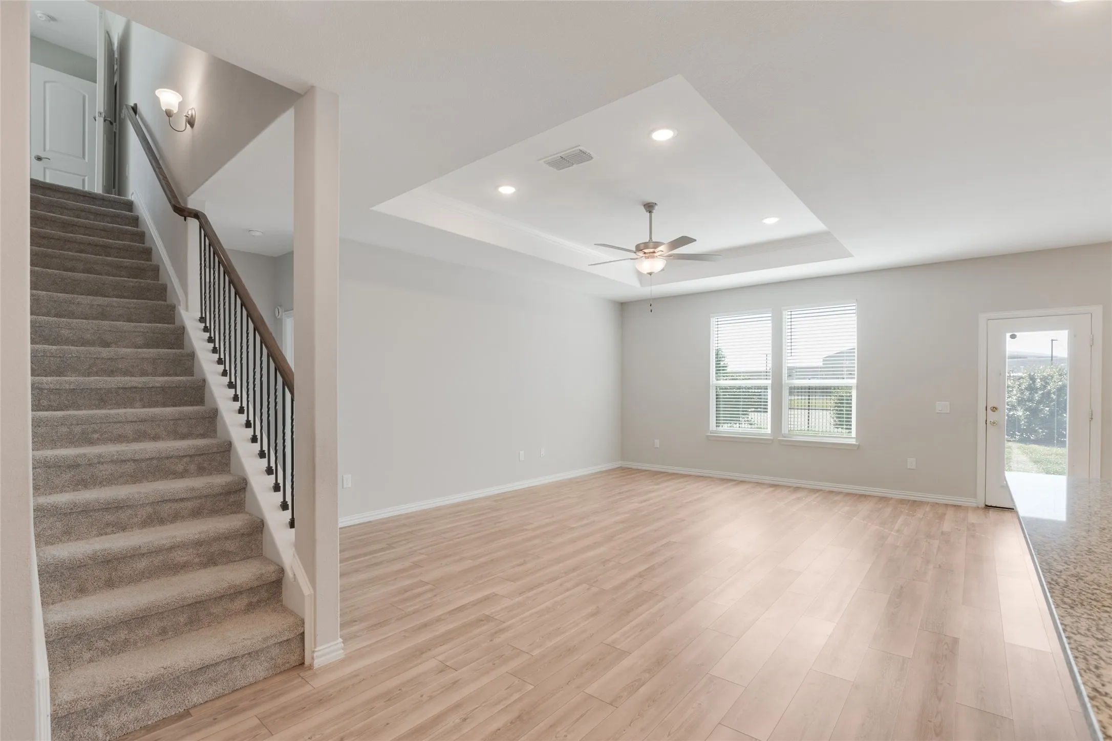 Single Family Residence For Sale in Rockwall County , 215 Hadley Lane, Fate, Texas 75087, 4 Bedroom, 3 Bathroom, 2 Garage spaces, 3,058 Sqft, built in 2021, mls#21408116, Real Estate Agent in Fate, Homes For Sale in Rockwall county, Homes For Sale in Fate, Realtor in Fate Texas, Real Estate Brokerage Independent Realty Texas, Luminita Cordes Realtor