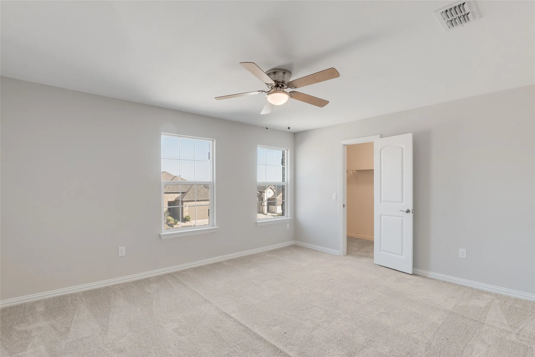 Single Family Residence For Sale in Rockwall County , 215 Hadley Lane, Fate, Texas 75087, 4 Bedroom, 3 Bathroom, 2 Garage spaces, 3,058 Sqft, built in 2021, mls#21408116, Real Estate Agent in Fate, Homes For Sale in Rockwall county, Homes For Sale in Fate, Realtor in Fate Texas, Real Estate Brokerage Independent Realty Texas, Luminita Cordes Realtor