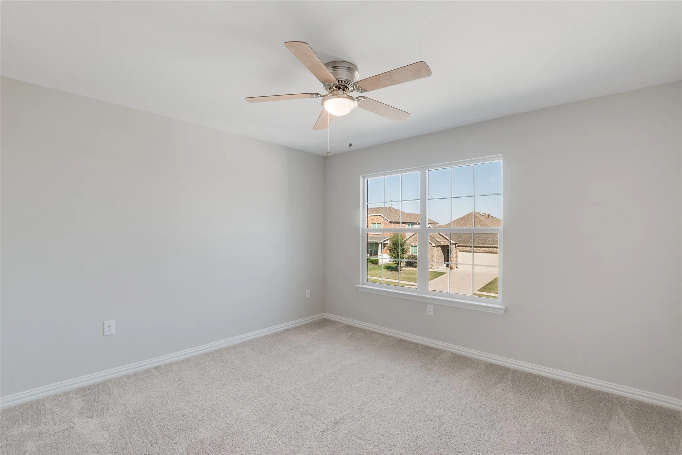 Single Family Residence For Sale in Rockwall County , 215 Hadley Lane, Fate, Texas 75087, 4 Bedroom, 3 Bathroom, 2 Garage spaces, 3,058 Sqft, built in 2021, mls#21408116, Real Estate Agent in Fate, Homes For Sale in Rockwall county, Homes For Sale in Fate, Realtor in Fate Texas, Real Estate Brokerage Independent Realty Texas, Luminita Cordes Realtor