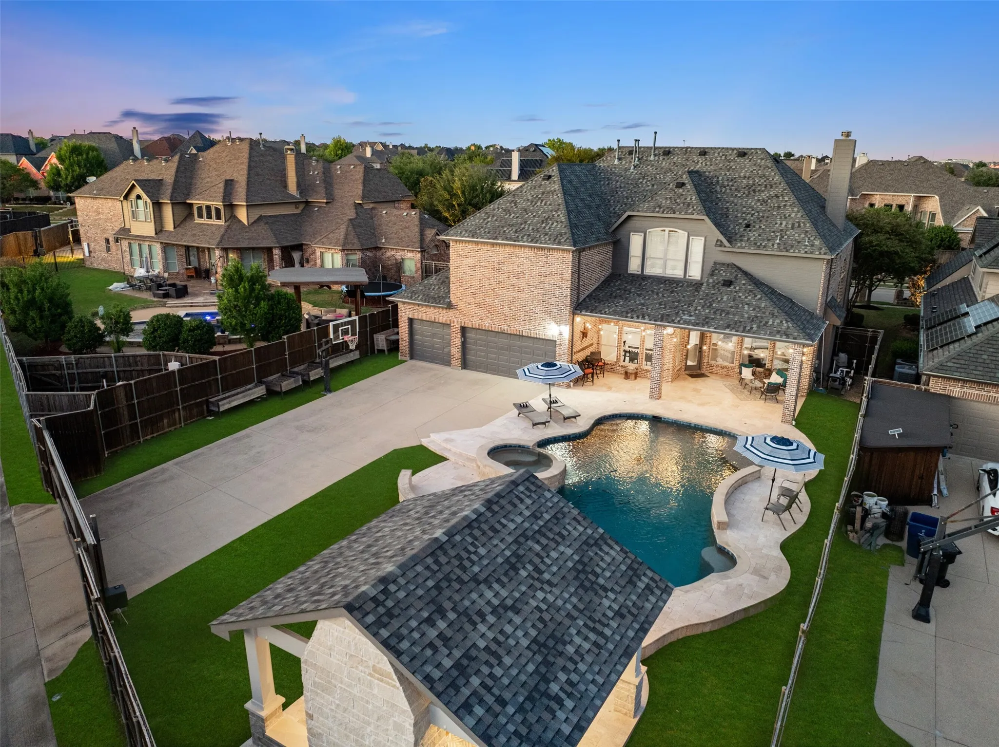 Single Family Residence For Sale in Denton County , 4463 Chevy Chase Lane, Frisco, Texas 75033, 6 Bedroom, 4 Bathroom, 3 Garage spaces, 4,523 Sqft, built in 2011, mls#21405560, Real Estate Agent in Frisco, Homes For Sale in Denton county, Homes For Sale in Frisco, Realtor in Frisco Texas, Real Estate Brokerage Independent Realty Texas, Luminita Cordes Realtor