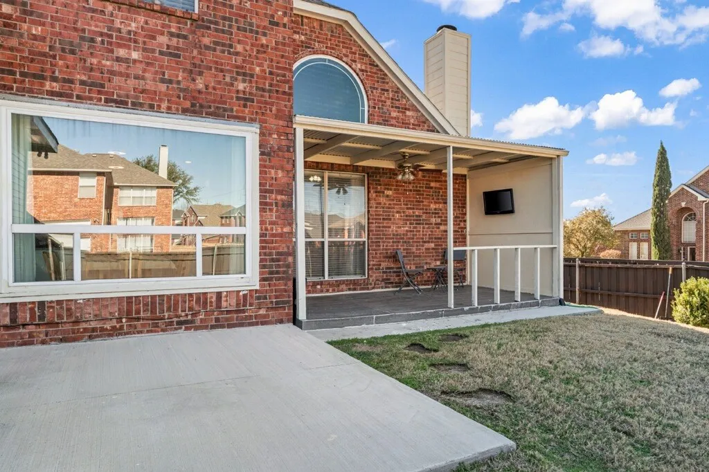 Single Family Residence For Sale in Denton County , 1464 Summerhill Drive, Carrollton, Texas 75007, 4 Bedroom, 3 Bathroom, 2 Garage spaces, 2,640 Sqft, built in 1999, mls#21408153, Real Estate Agent in Carrollton, Homes For Sale in Denton county, Homes For Sale in Carrollton, Realtor in Carrollton Texas, Real Estate Brokerage Independent Realty Texas, Luminita Cordes Realtor
