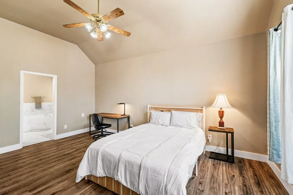 Single Family Residence For Sale in Denton County , 1464 Summerhill Drive, Carrollton, Texas 75007, 4 Bedroom, 3 Bathroom, 2 Garage spaces, 2,640 Sqft, built in 1999, mls#21408153, Real Estate Agent in Carrollton, Homes For Sale in Denton county, Homes For Sale in Carrollton, Realtor in Carrollton Texas, Real Estate Brokerage Independent Realty Texas, Luminita Cordes Realtor