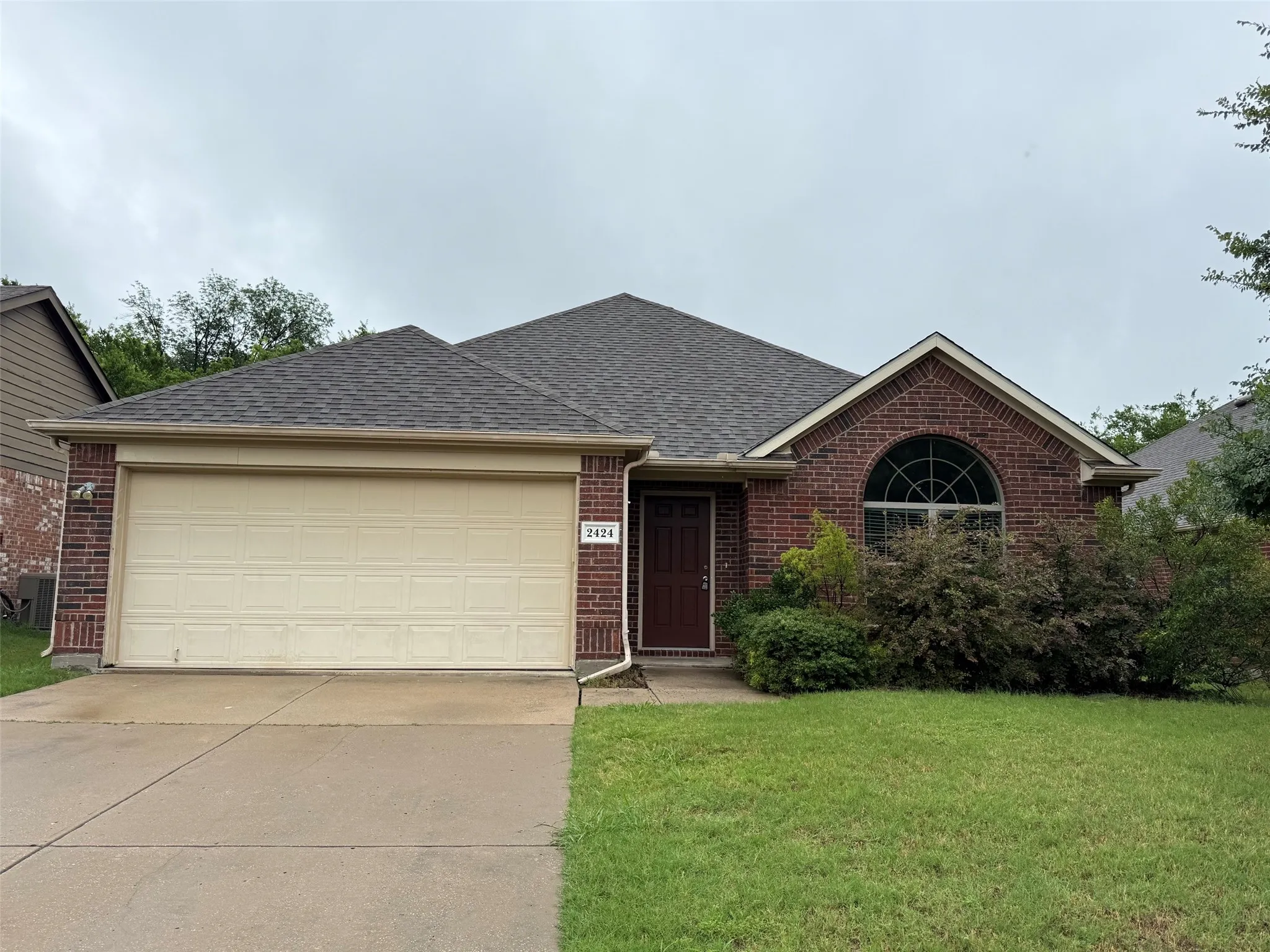Single Family Residence For Rent
